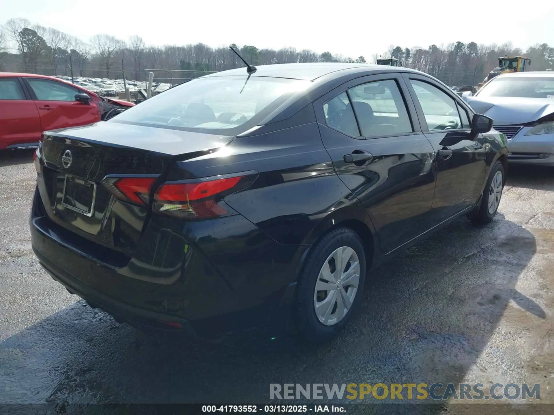 4 Photograph of a damaged car 3N1CN8DV3LL873786 NISSAN VERSA 2020