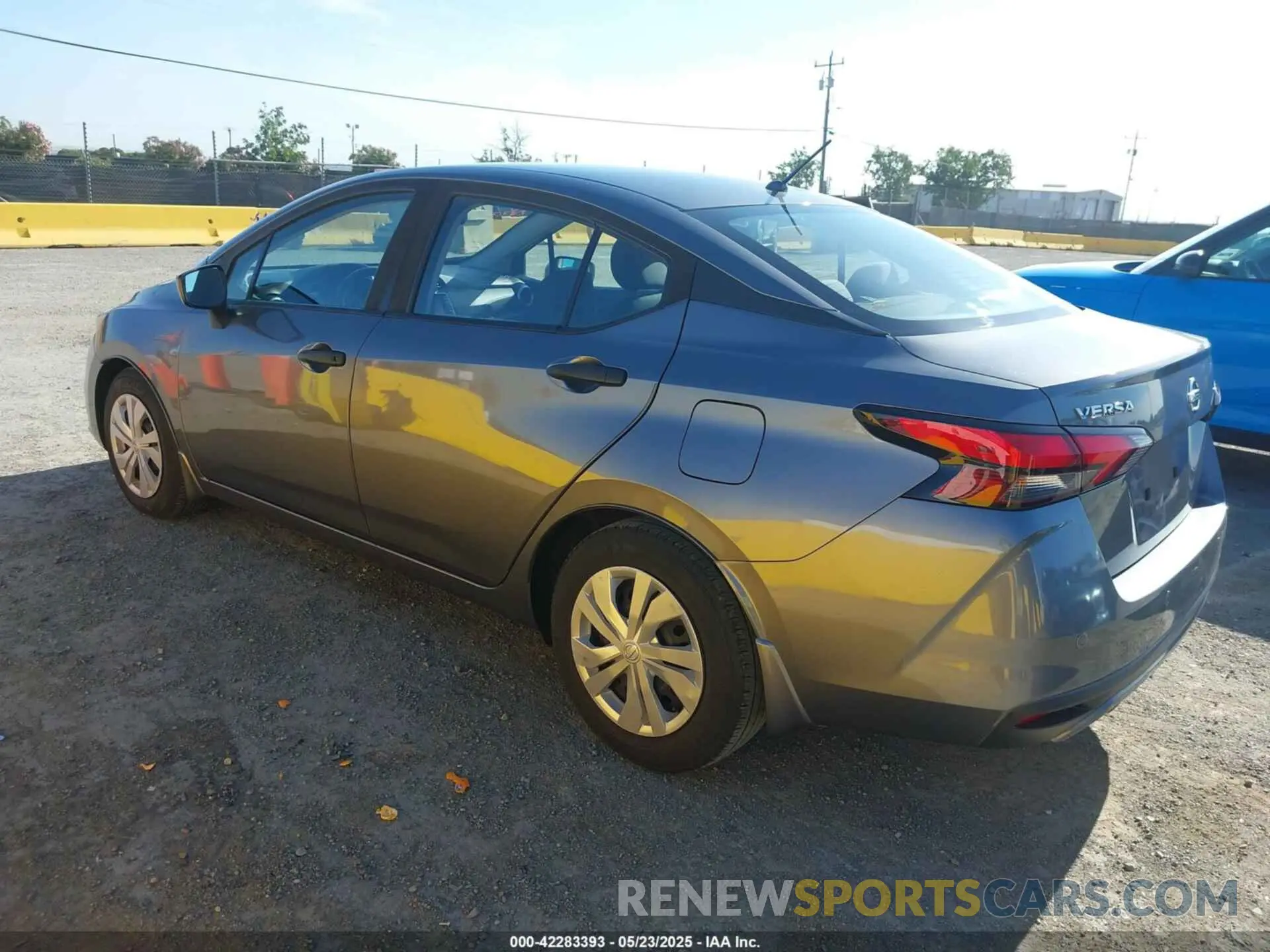 3 Photograph of a damaged car 3N1CN8DV3LL883721 NISSAN VERSA 2020