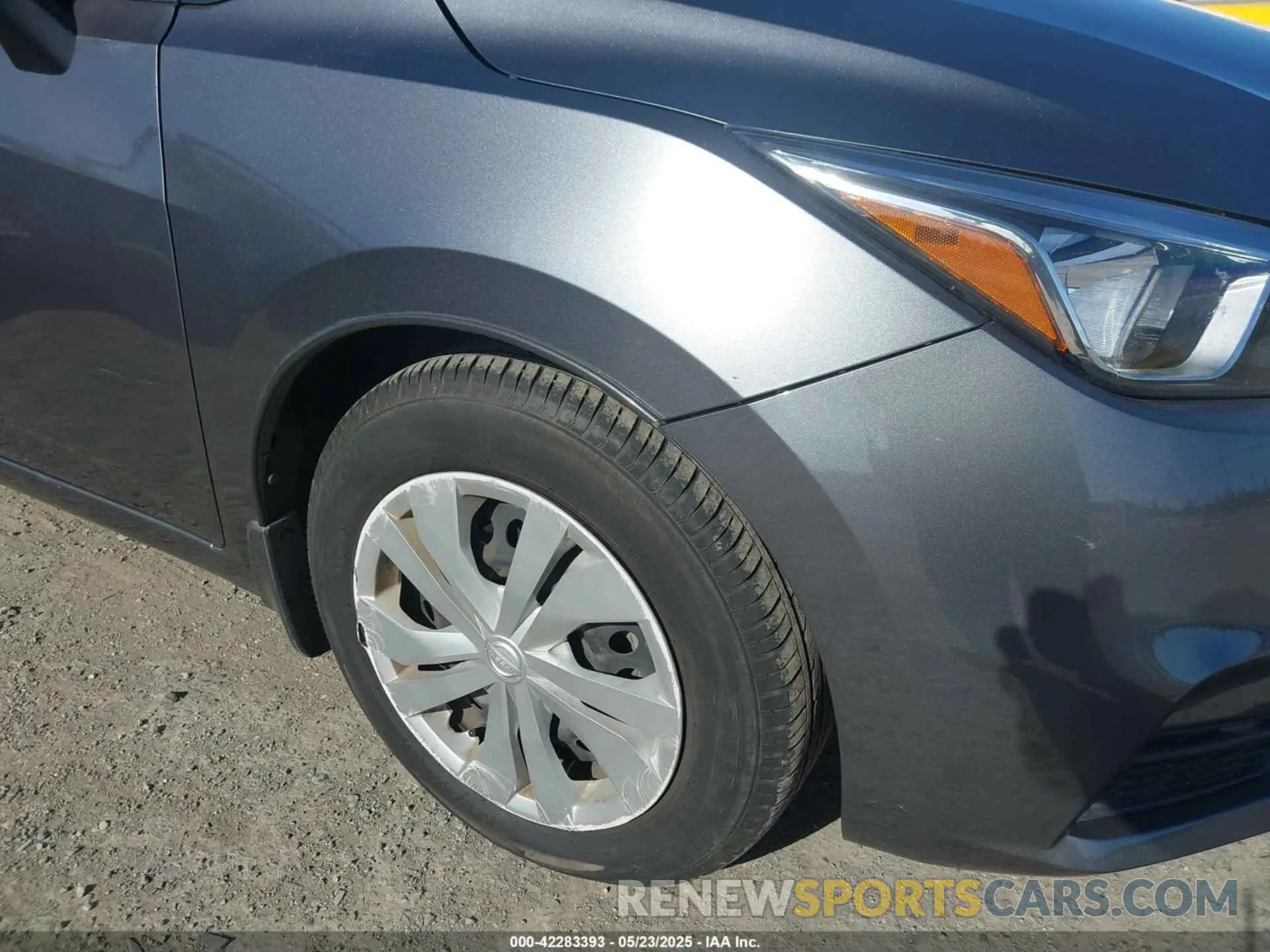 6 Photograph of a damaged car 3N1CN8DV3LL883721 NISSAN VERSA 2020