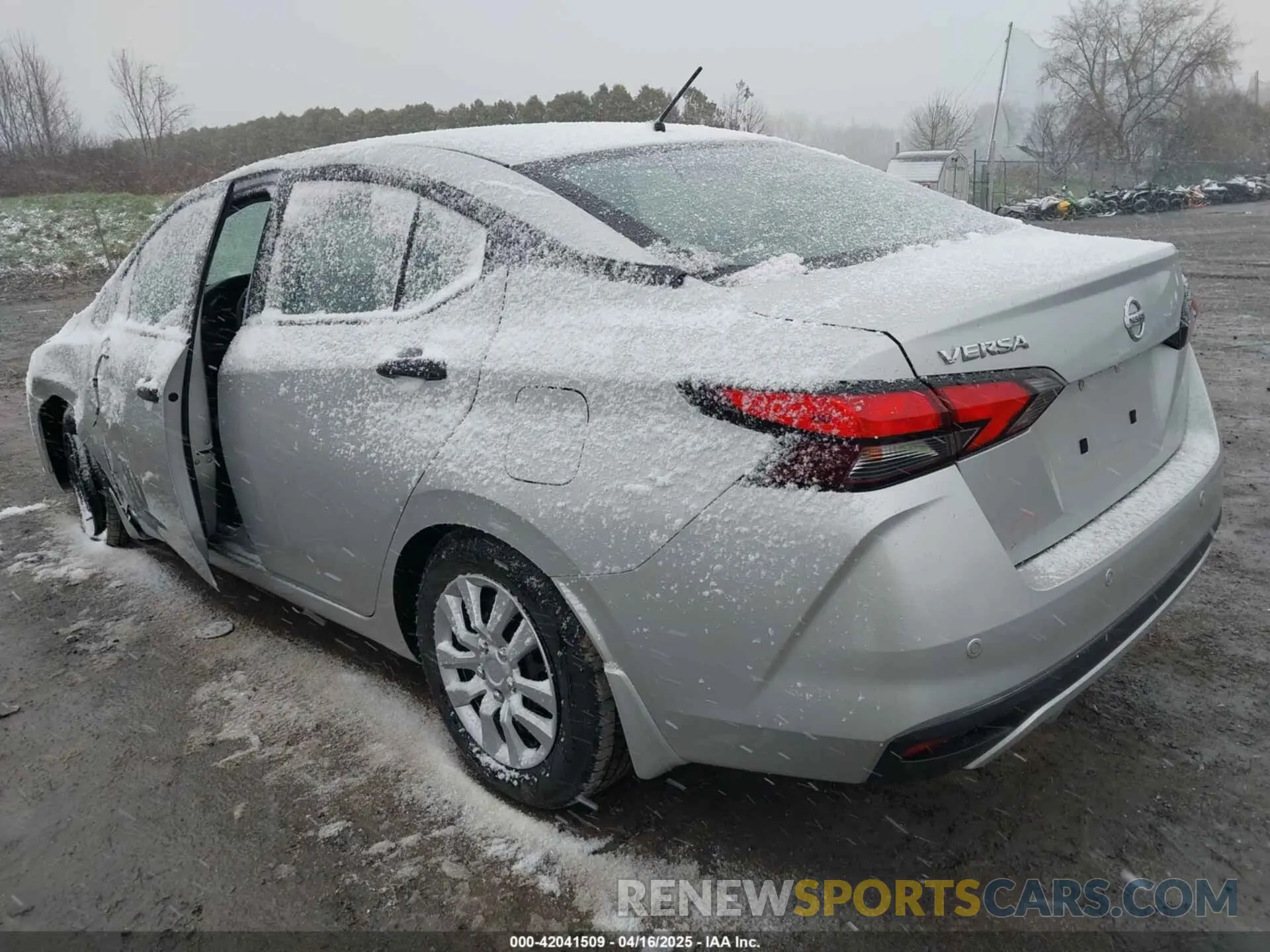 3 Photograph of a damaged car 3N1CN8DV3LL903515 NISSAN VERSA 2020