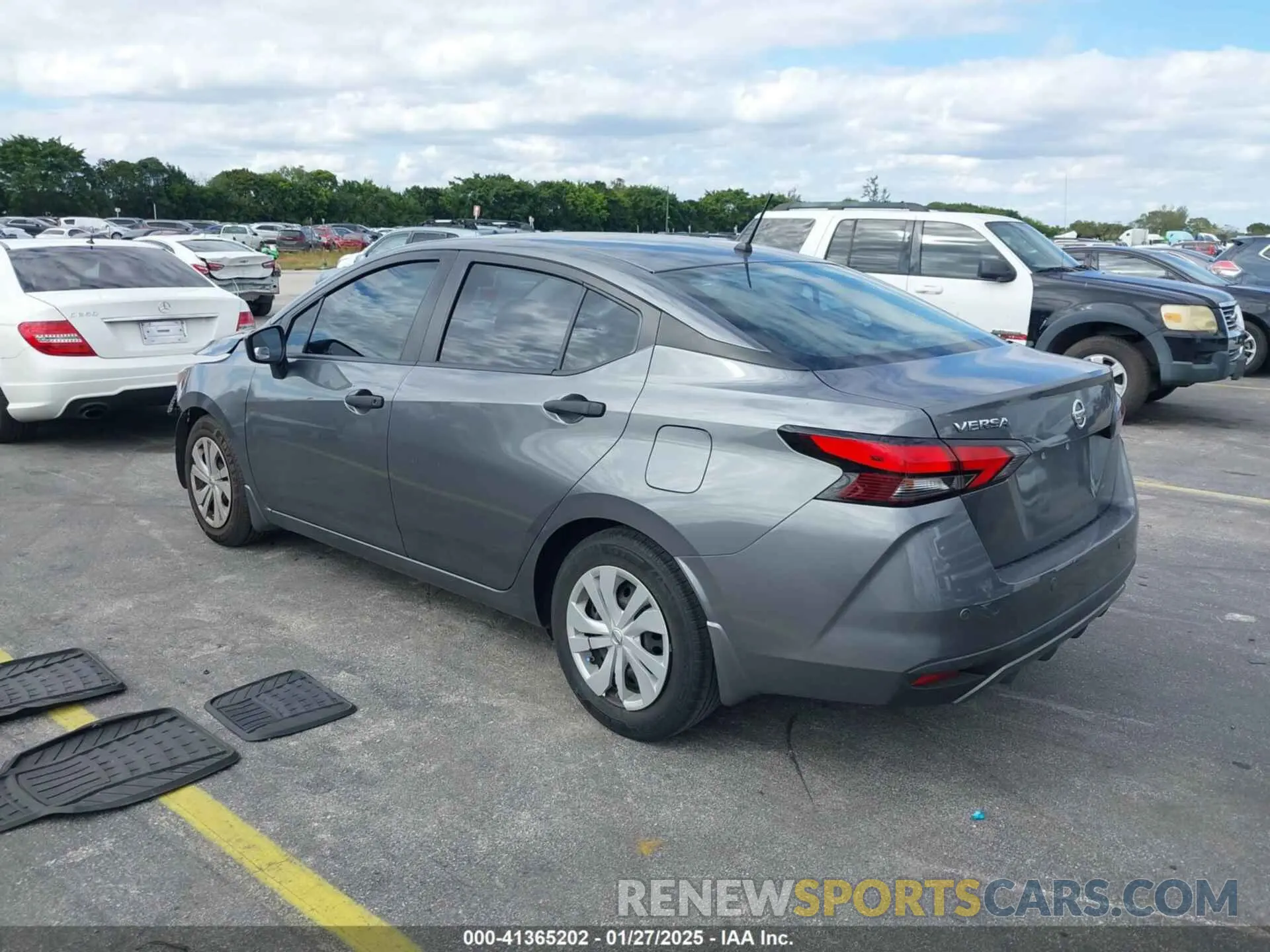3 Photograph of a damaged car 3N1CN8DV4LL847102 NISSAN VERSA 2020