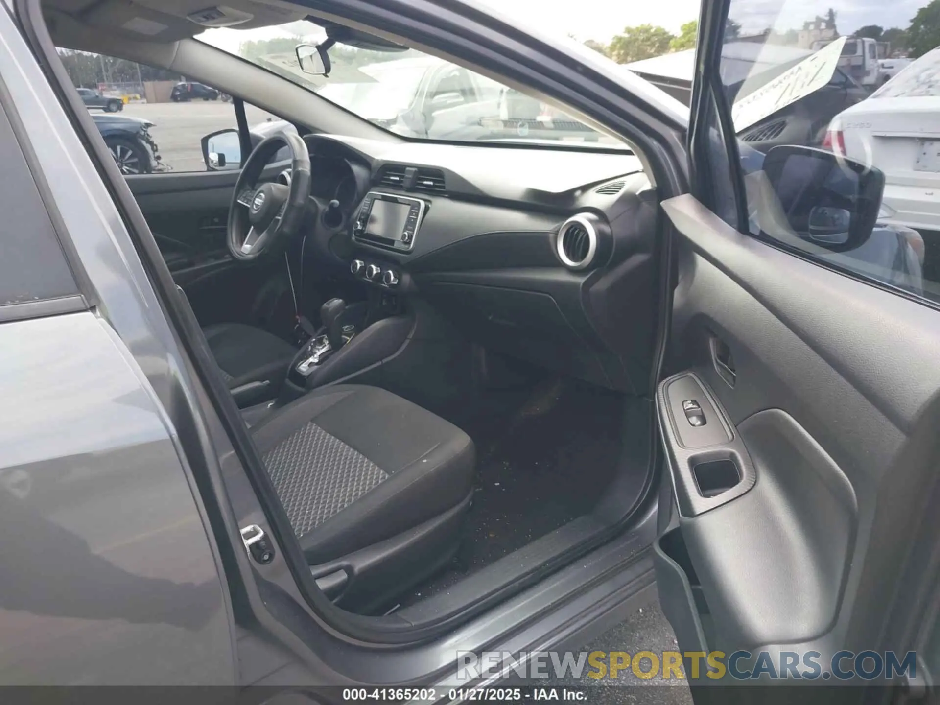 5 Photograph of a damaged car 3N1CN8DV4LL847102 NISSAN VERSA 2020