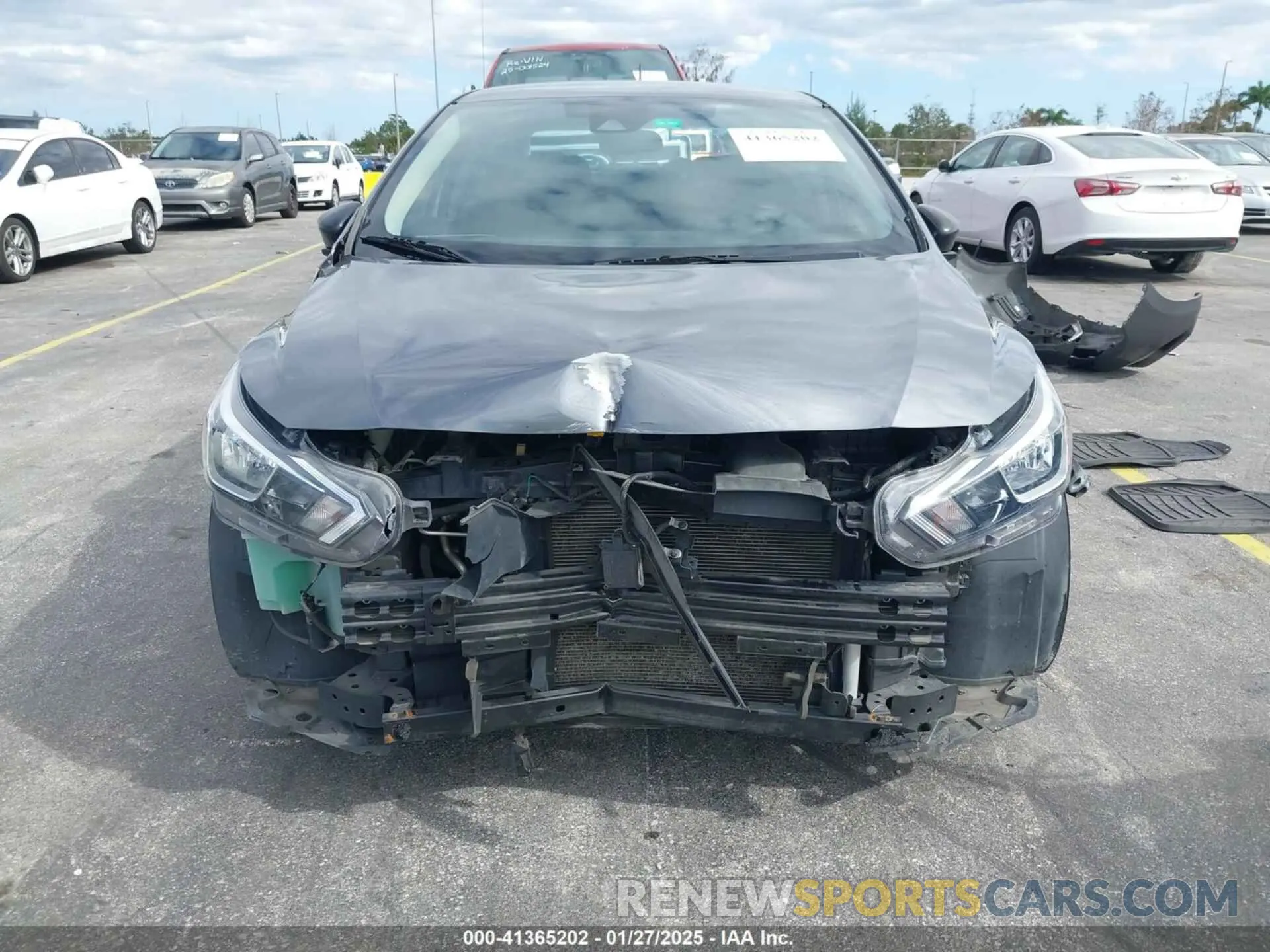 6 Photograph of a damaged car 3N1CN8DV4LL847102 NISSAN VERSA 2020