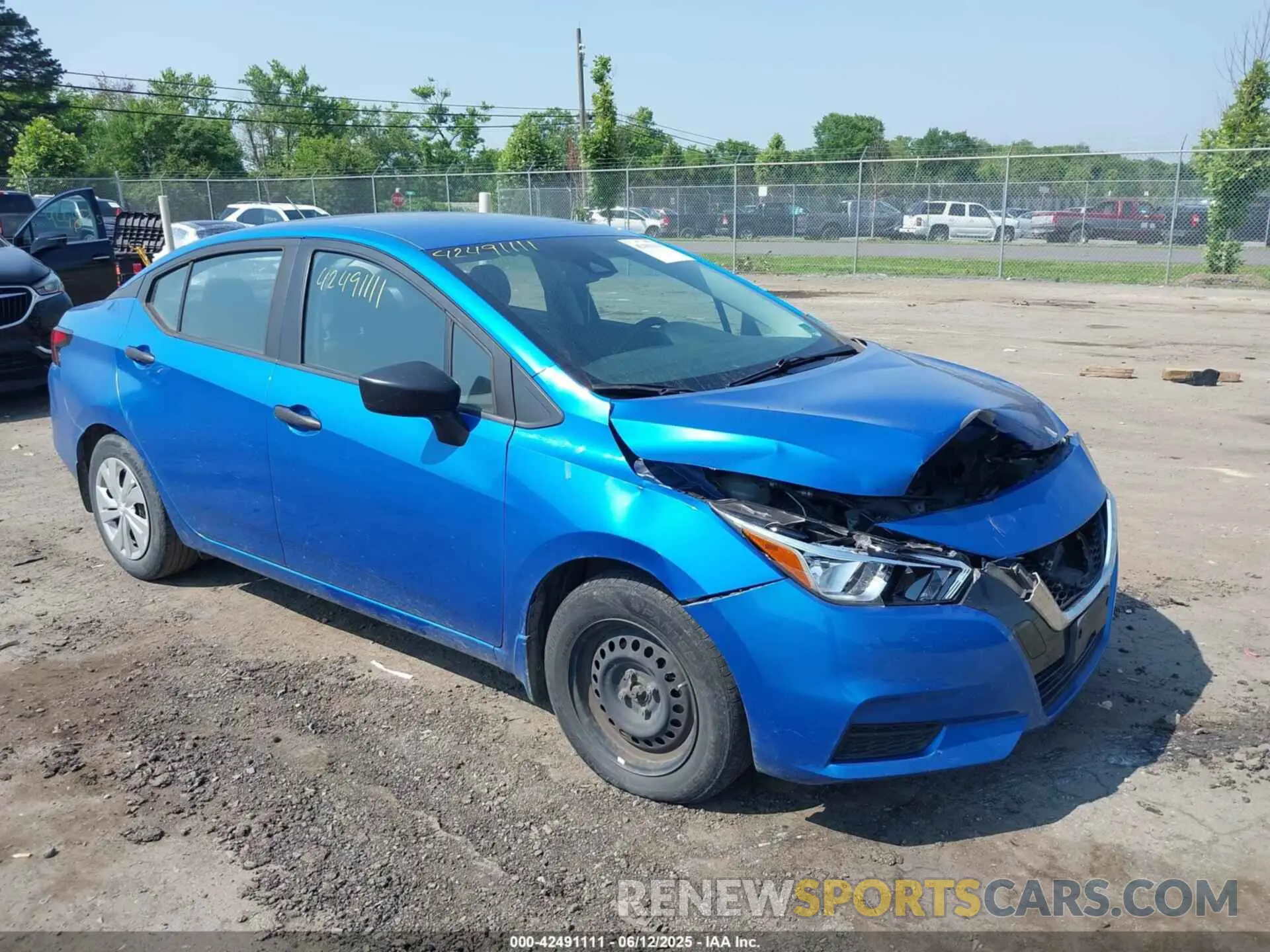 1 Photograph of a damaged car 3N1CN8DV4LL895005 NISSAN VERSA 2020