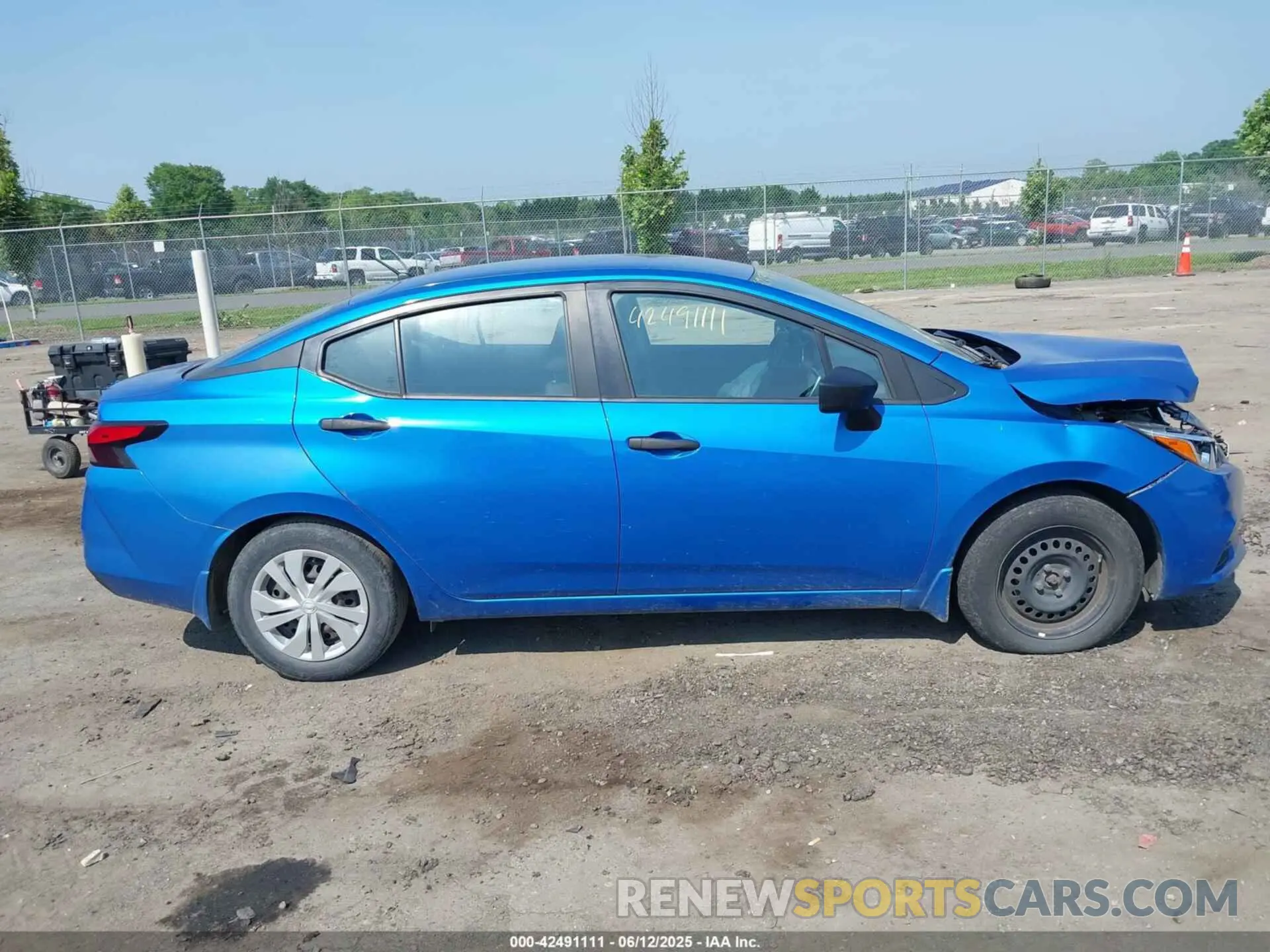 13 Photograph of a damaged car 3N1CN8DV4LL895005 NISSAN VERSA 2020