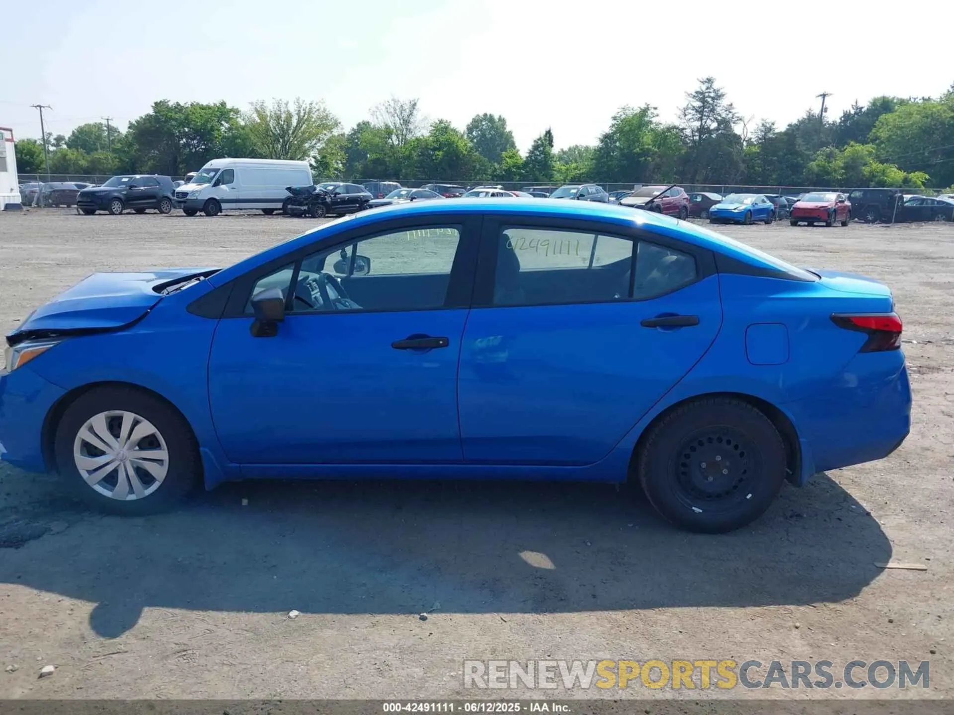 14 Photograph of a damaged car 3N1CN8DV4LL895005 NISSAN VERSA 2020