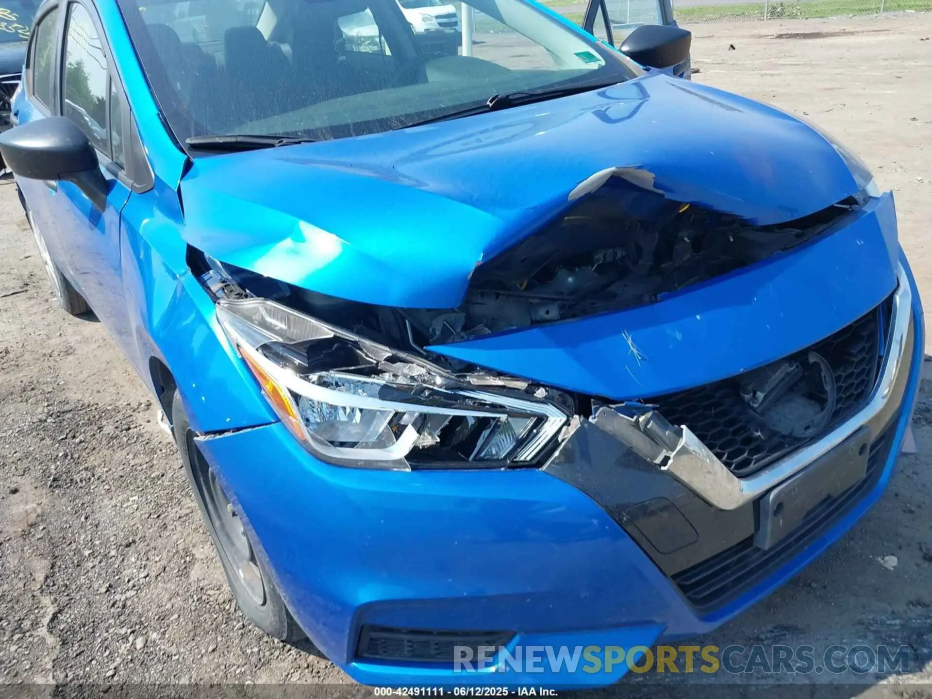 6 Photograph of a damaged car 3N1CN8DV4LL895005 NISSAN VERSA 2020
