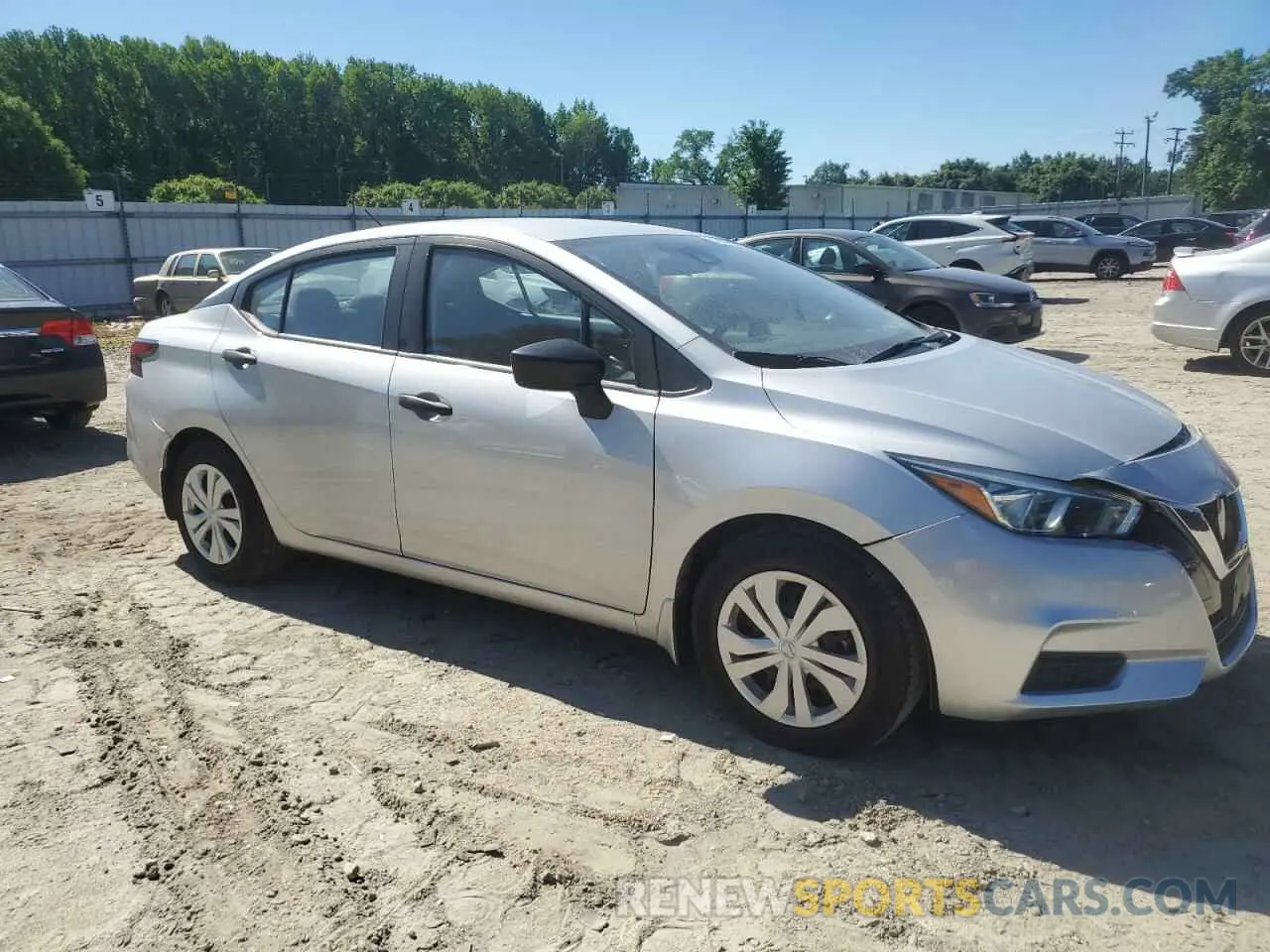 4 Photograph of a damaged car 3N1CN8DV4LL901997 NISSAN VERSA 2020