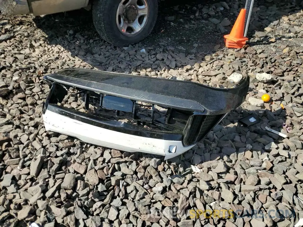 12 Photograph of a damaged car 3N1CN8DV4LL909663 NISSAN VERSA 2020