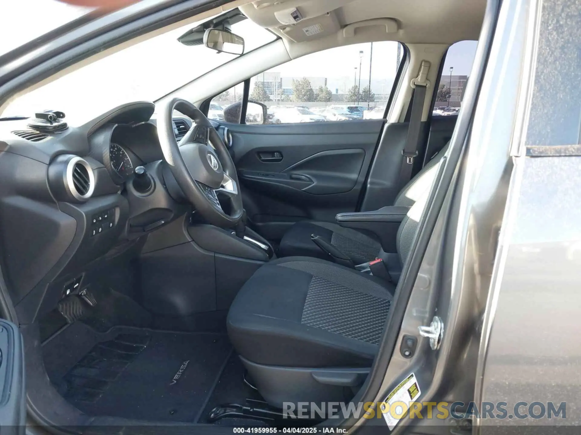 5 Photograph of a damaged car 3N1CN8DV5LL803481 NISSAN VERSA 2020