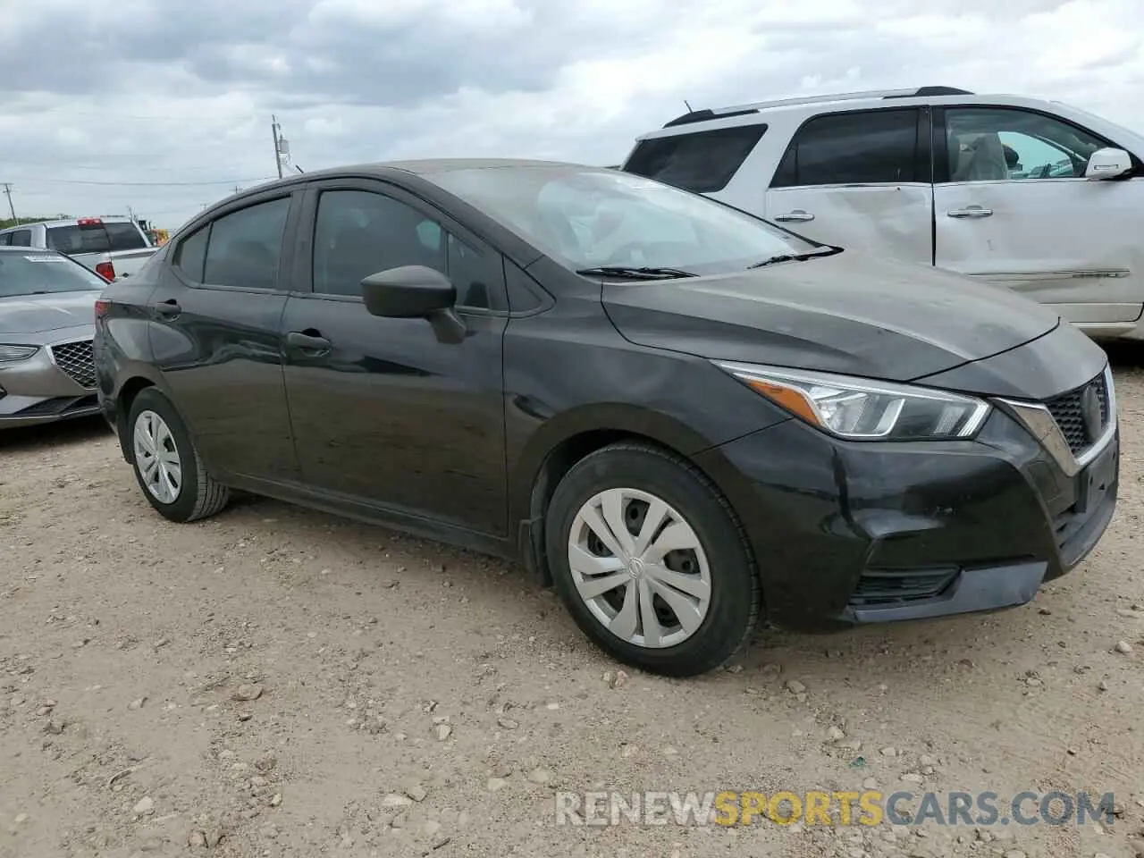 4 Photograph of a damaged car 3N1CN8DV5LL803822 NISSAN VERSA 2020