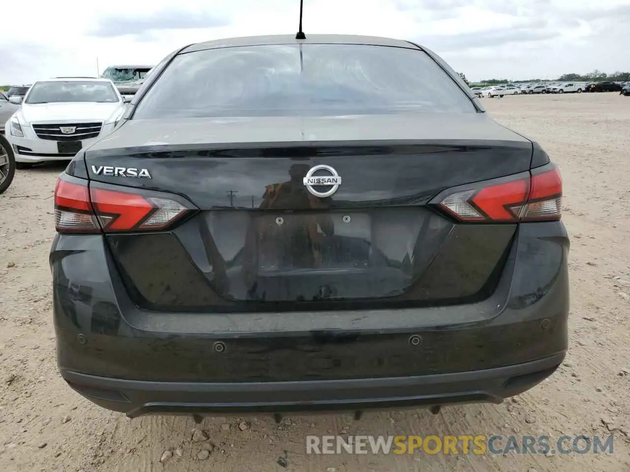6 Photograph of a damaged car 3N1CN8DV5LL803822 NISSAN VERSA 2020