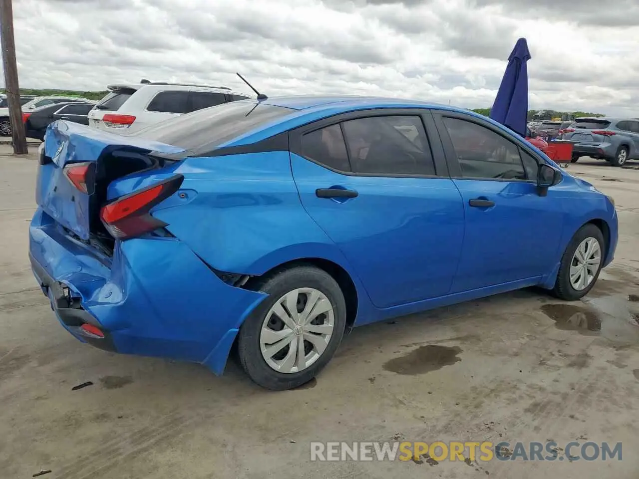 3 Photograph of a damaged car 3N1CN8DV5LL839476 NISSAN VERSA 2020