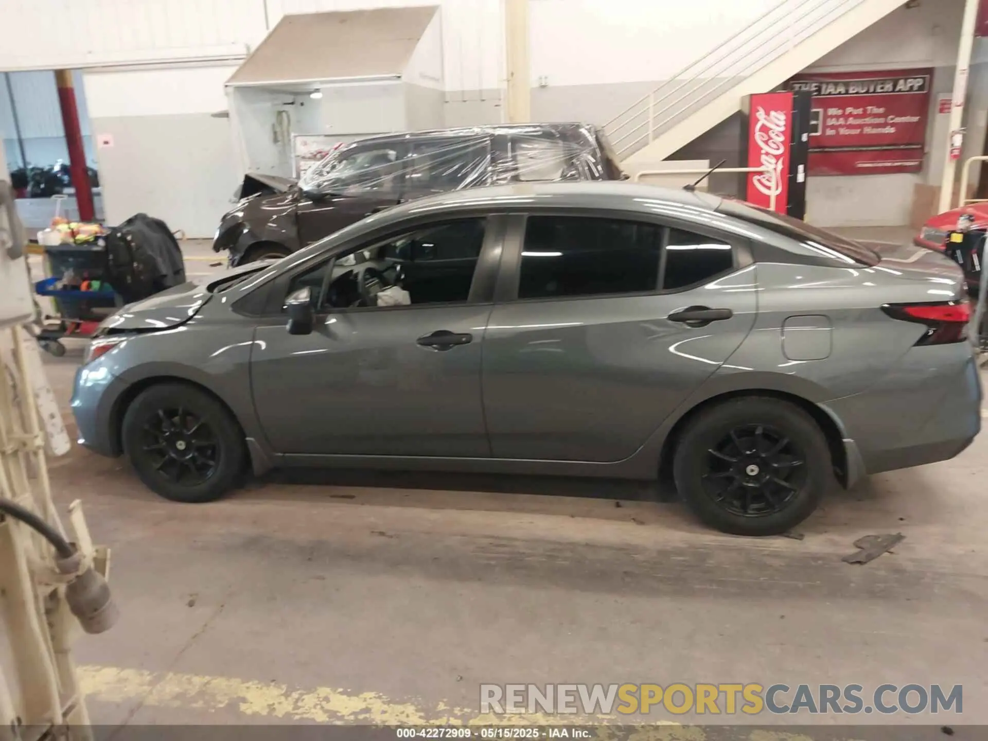 14 Photograph of a damaged car 3N1CN8DV5LL850834 NISSAN VERSA 2020