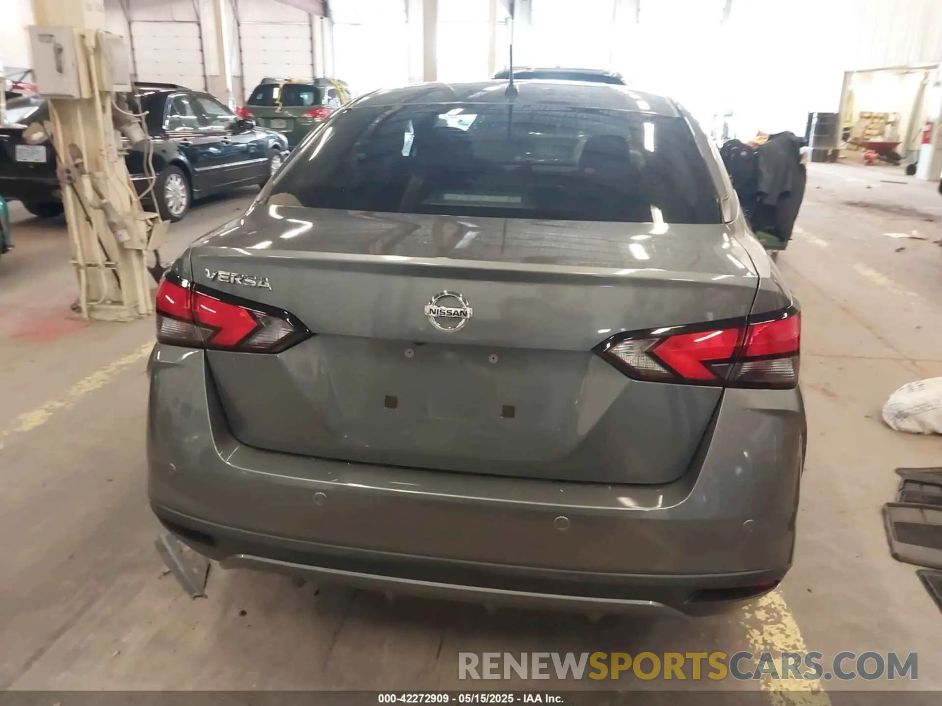 16 Photograph of a damaged car 3N1CN8DV5LL850834 NISSAN VERSA 2020