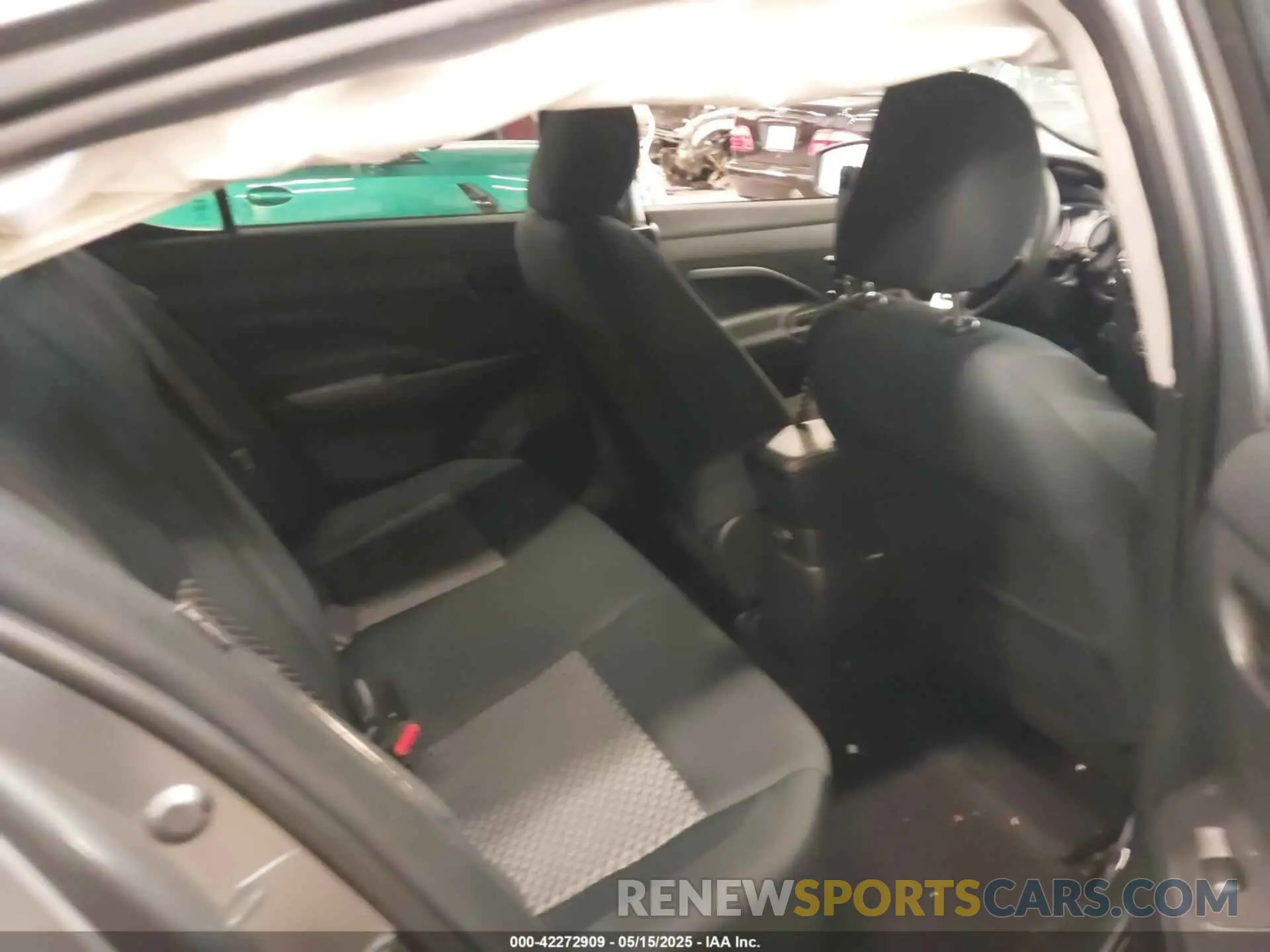 8 Photograph of a damaged car 3N1CN8DV5LL850834 NISSAN VERSA 2020
