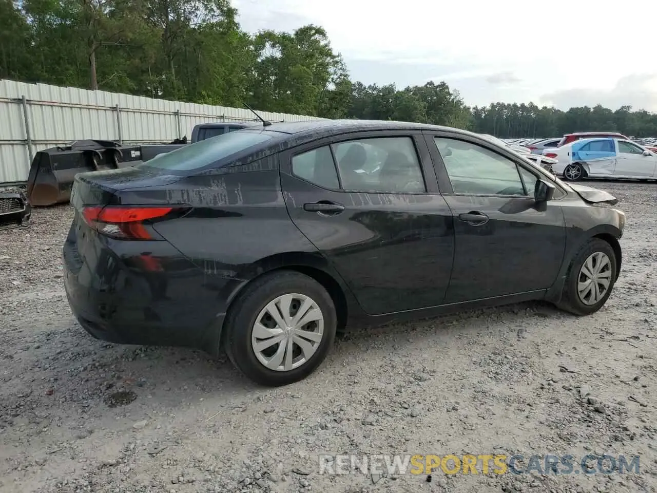 3 Photograph of a damaged car 3N1CN8DV5LL886846 NISSAN VERSA 2020