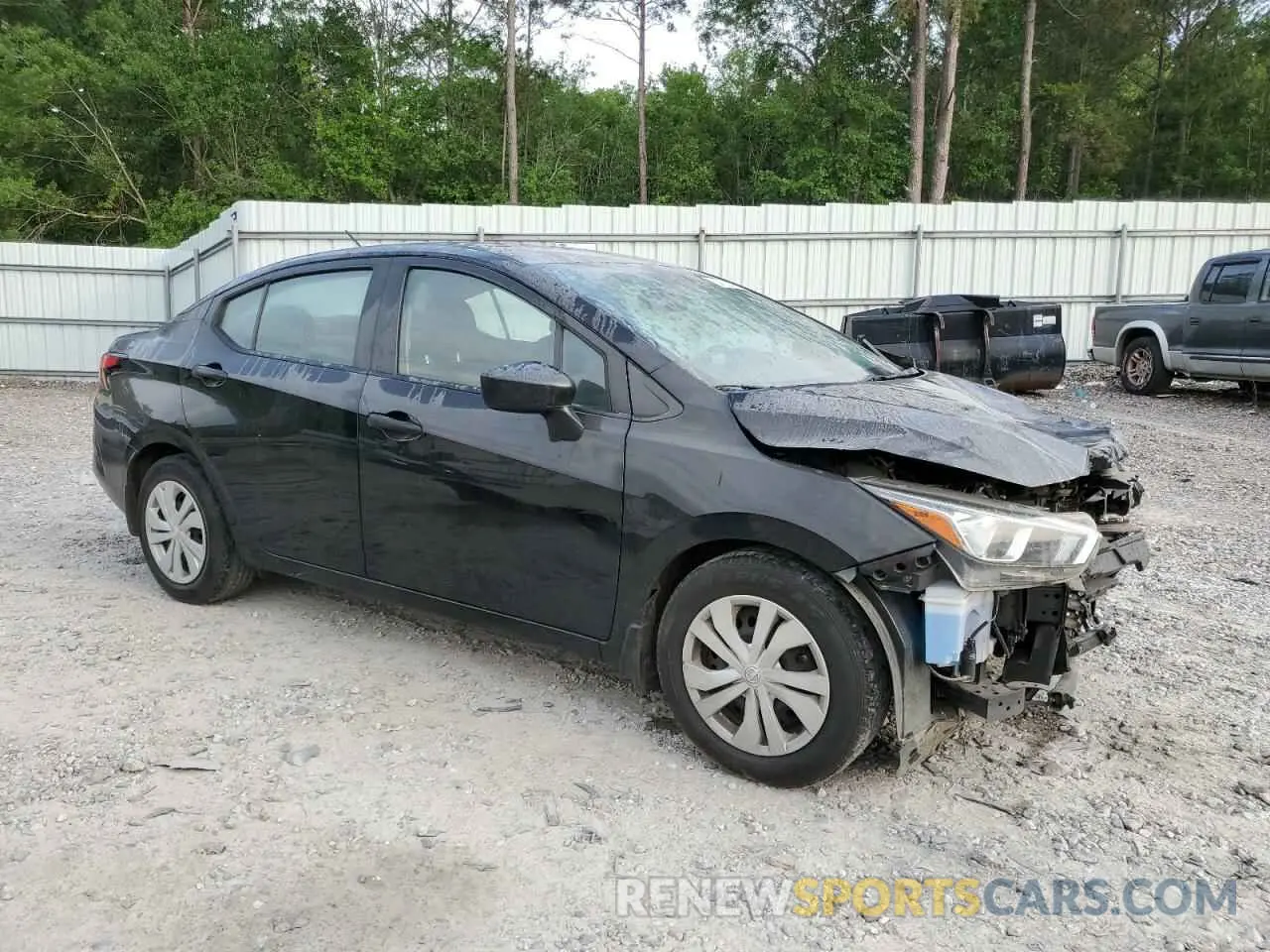 4 Photograph of a damaged car 3N1CN8DV5LL886846 NISSAN VERSA 2020