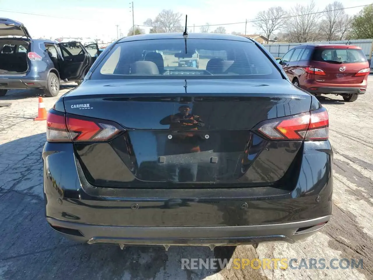 6 Photograph of a damaged car 3N1CN8DV5LL901815 NISSAN VERSA 2020