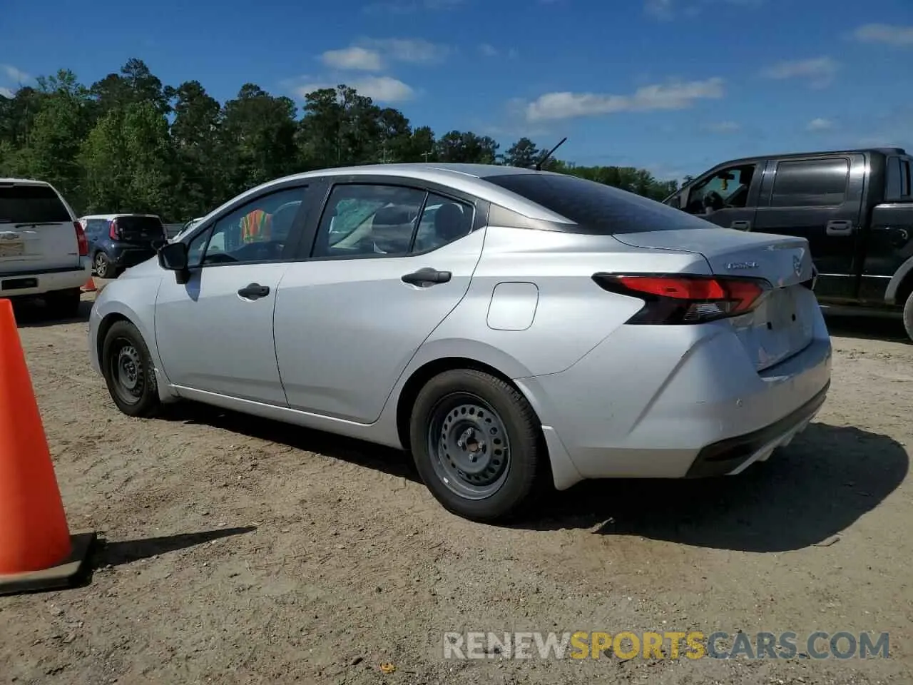 2 Photograph of a damaged car 3N1CN8DV5LL904648 NISSAN VERSA 2020