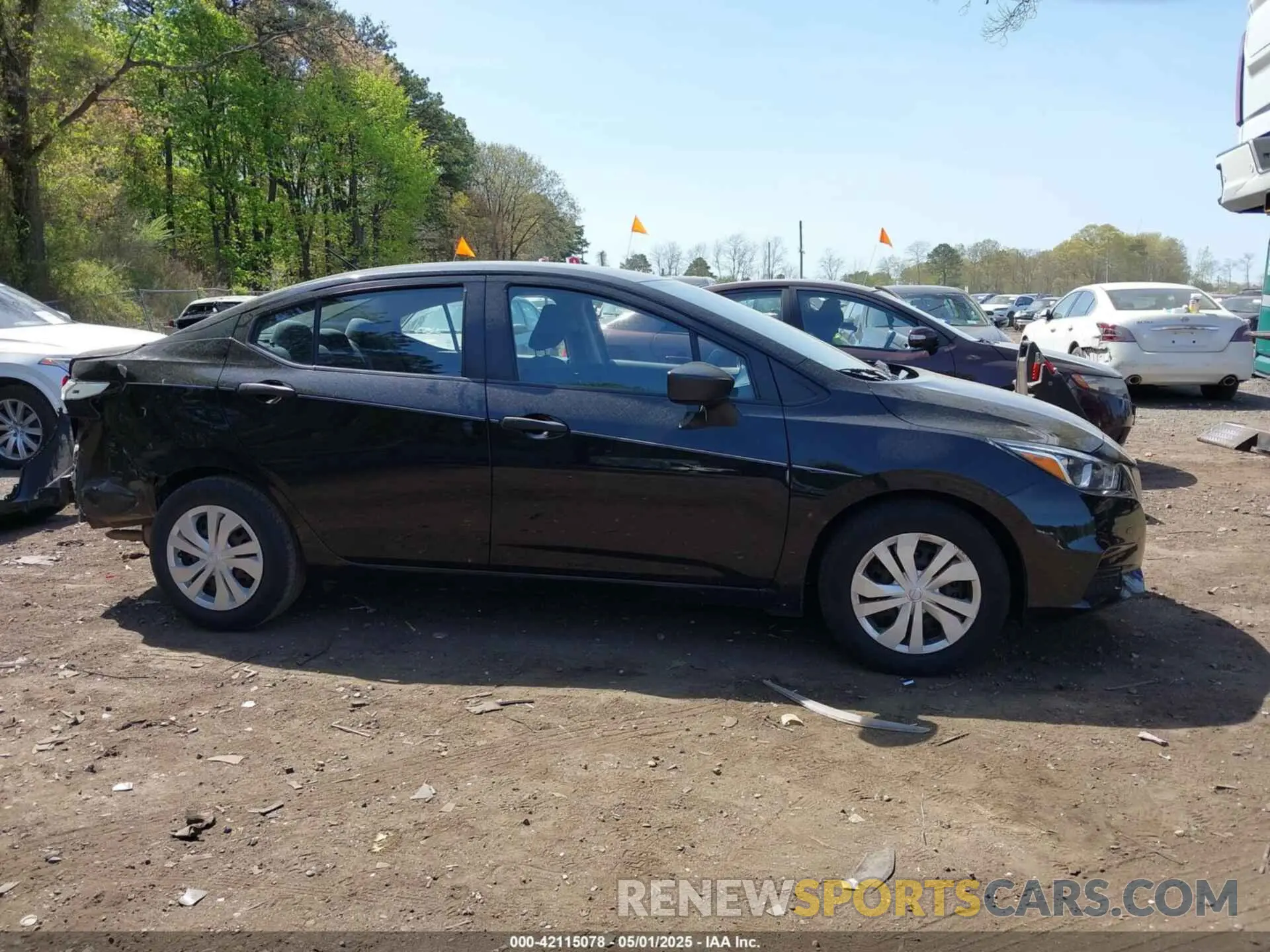 14 Photograph of a damaged car 3N1CN8DV6LL860787 NISSAN VERSA 2020