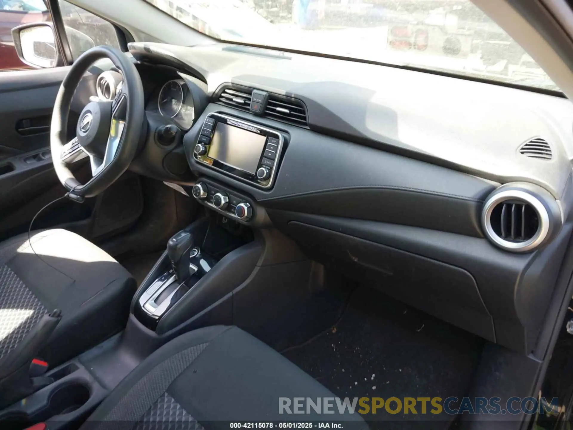5 Photograph of a damaged car 3N1CN8DV6LL860787 NISSAN VERSA 2020