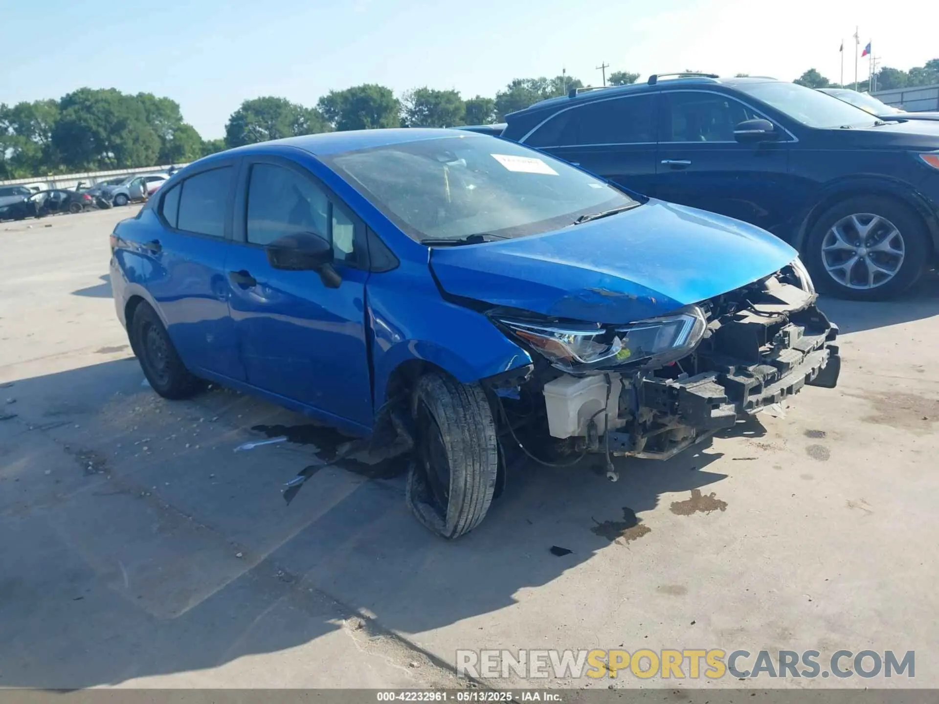 1 Photograph of a damaged car 3N1CN8DV6LL915030 NISSAN VERSA 2020