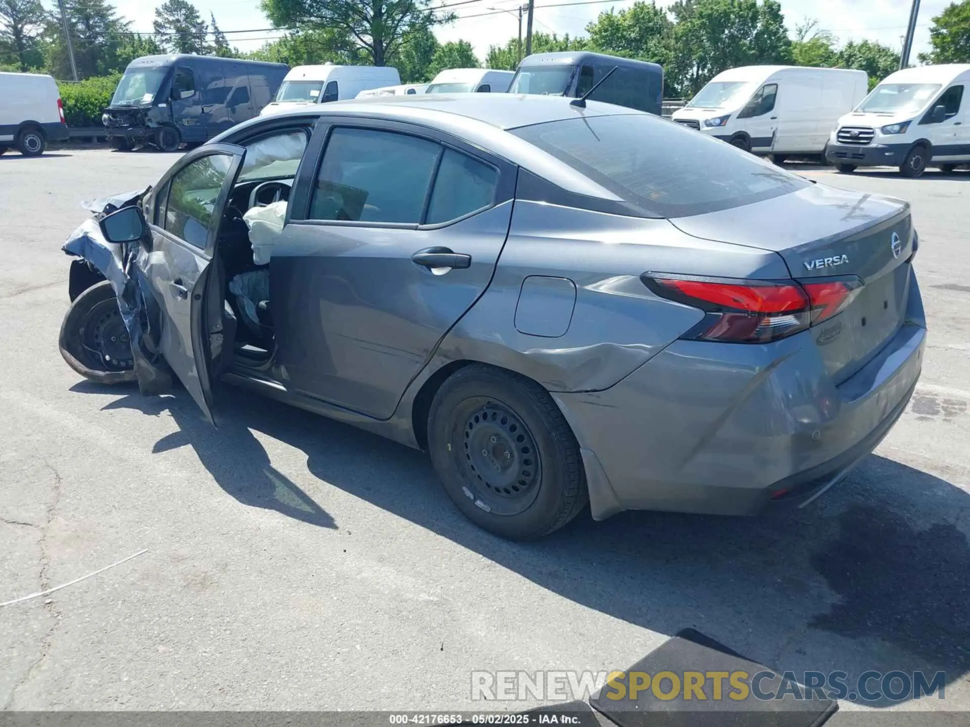 3 Photograph of a damaged car 3N1CN8DV6LL918073 NISSAN VERSA 2020