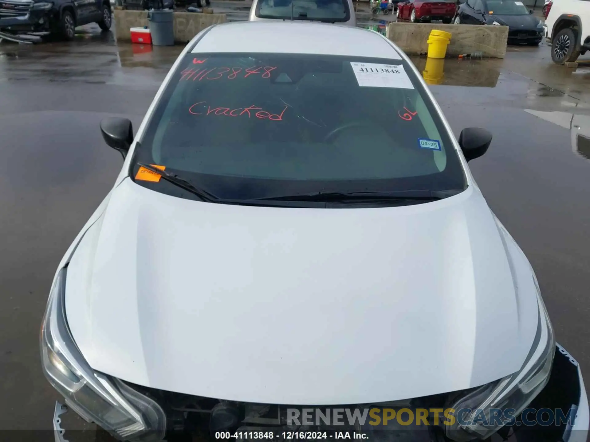19 Photograph of a damaged car 3N1CN8DV7LL850060 NISSAN VERSA 2020