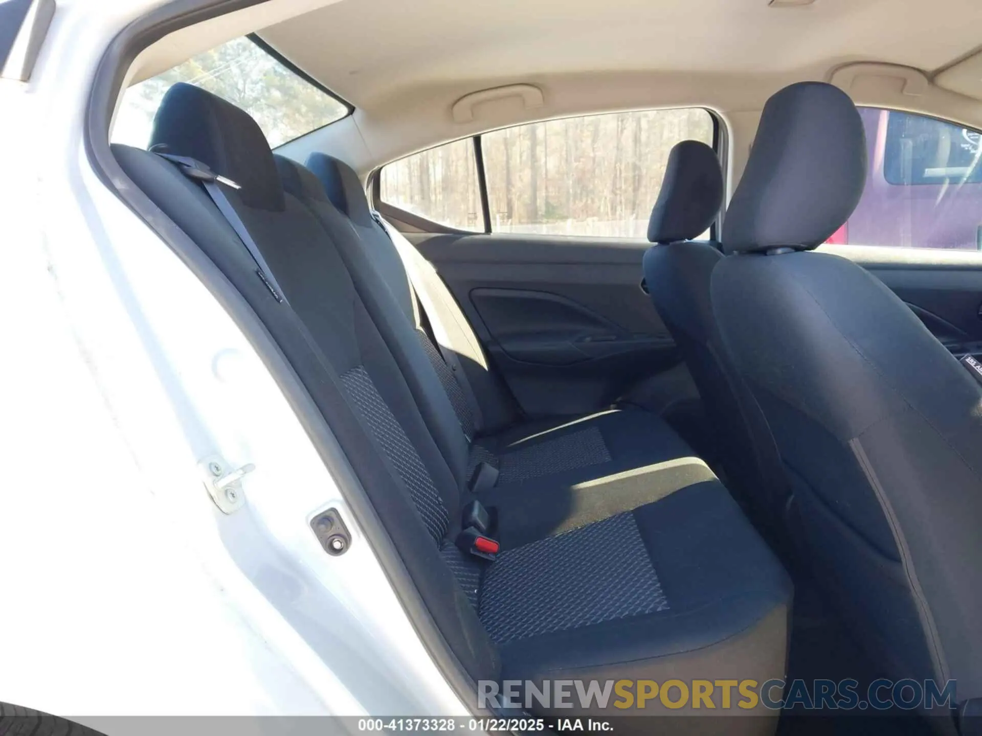 8 Photograph of a damaged car 3N1CN8DV7LL866145 NISSAN VERSA 2020