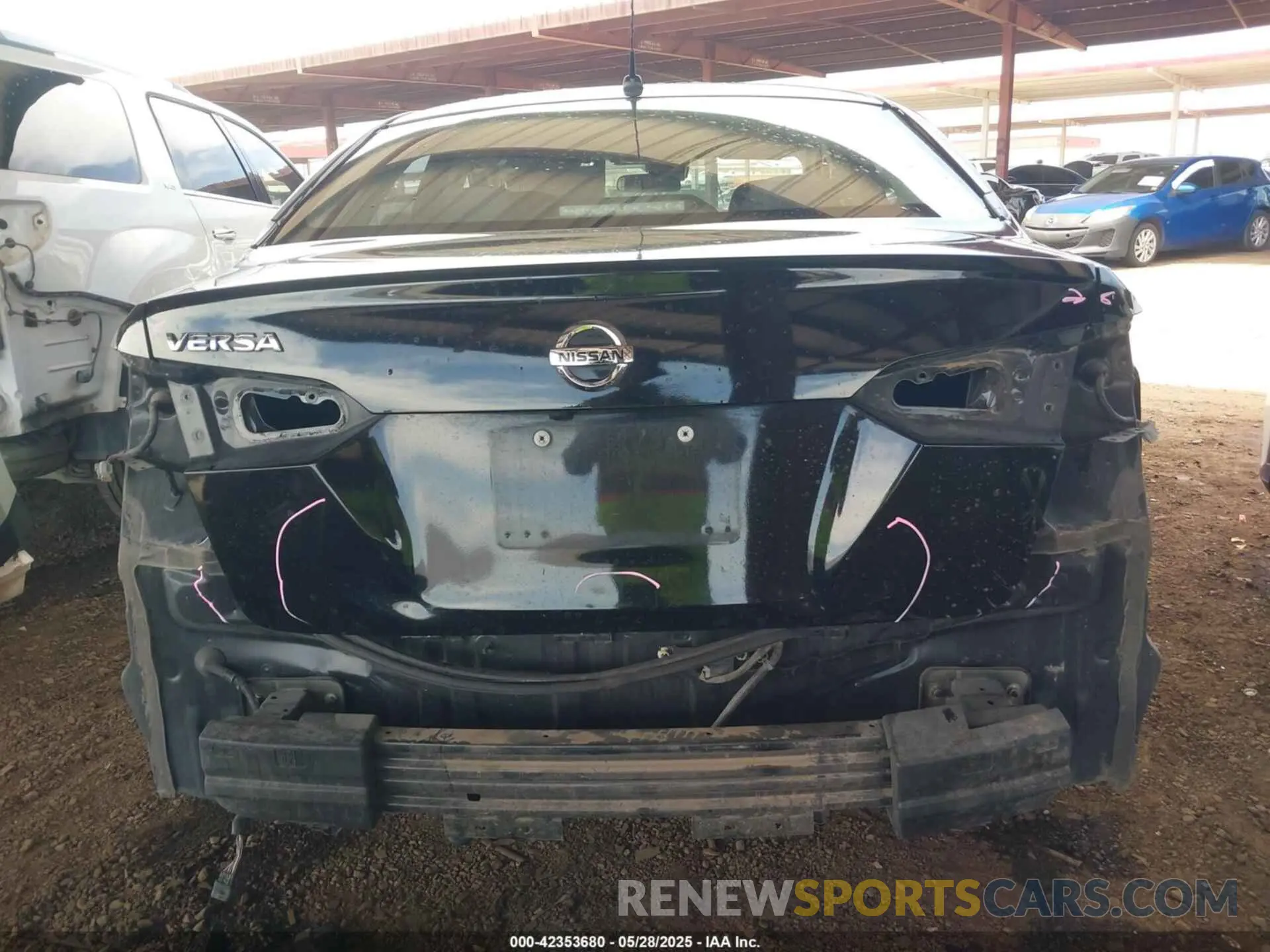 17 Photograph of a damaged car 3N1CN8DV7LL884242 NISSAN VERSA 2020
