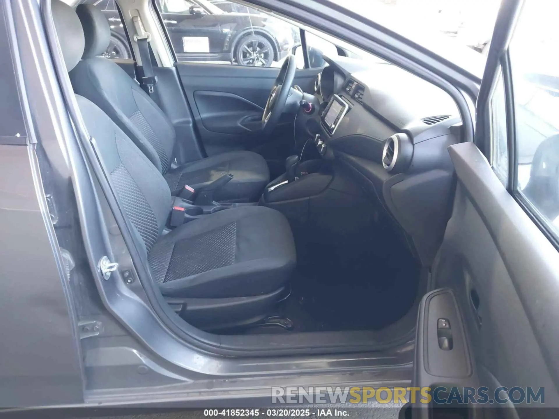 5 Photograph of a damaged car 3N1CN8DV8LL854764 NISSAN VERSA 2020