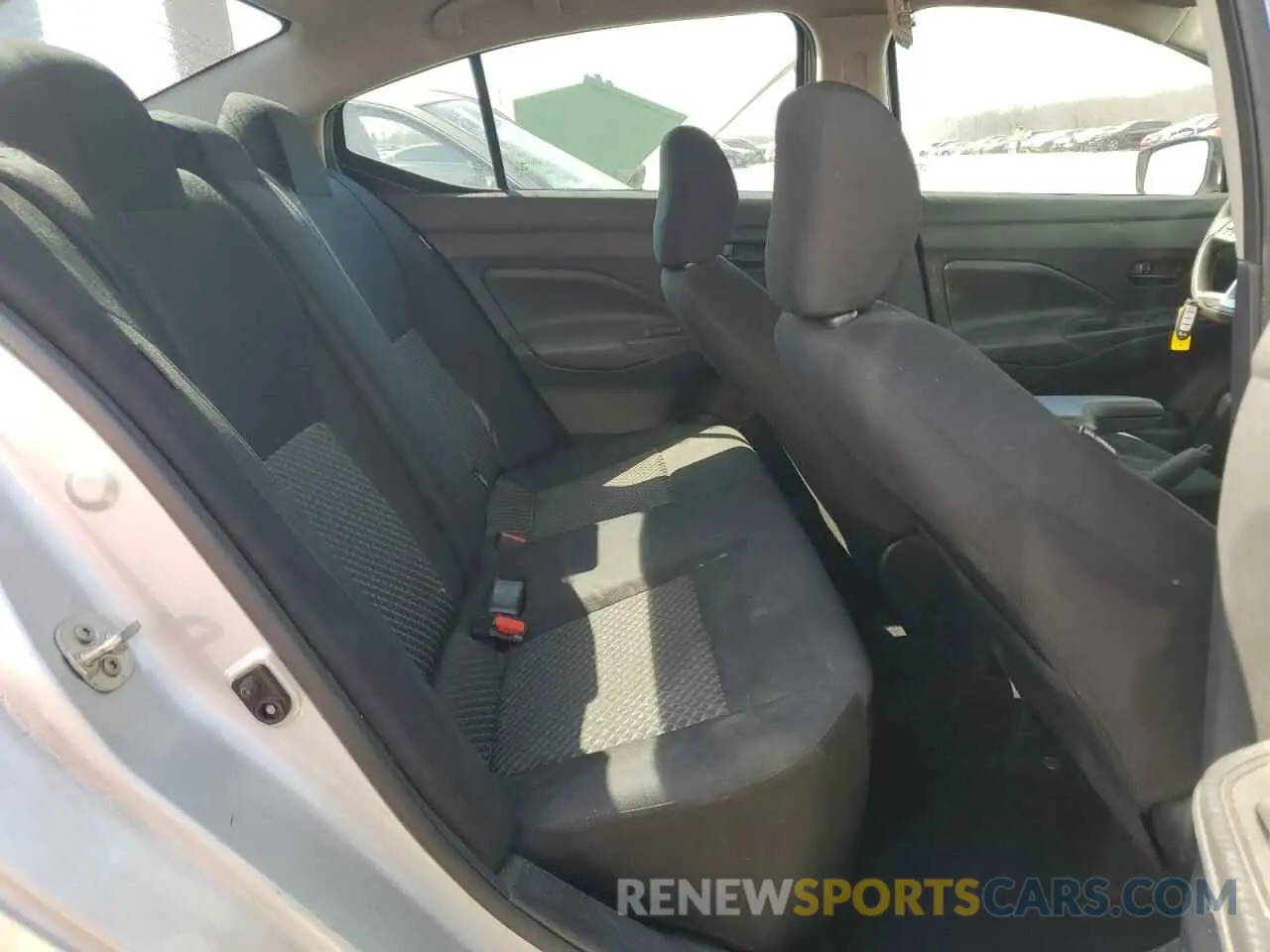 10 Photograph of a damaged car 3N1CN8DV8LL900867 NISSAN VERSA 2020