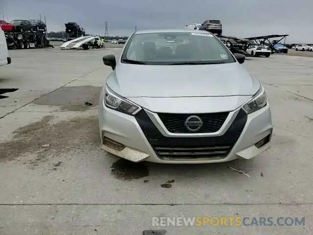 11 Photograph of a damaged car 3N1CN8DV8LL904904 NISSAN VERSA 2020