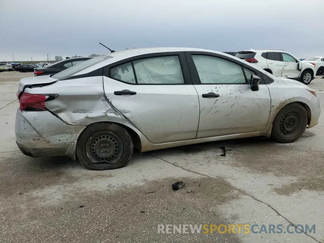 3 Photograph of a damaged car 3N1CN8DV8LL904904 NISSAN VERSA 2020
