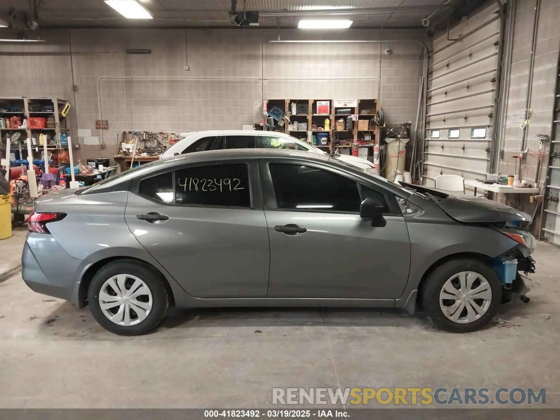 14 Photograph of a damaged car 3N1CN8DV8LL912372 NISSAN VERSA 2020