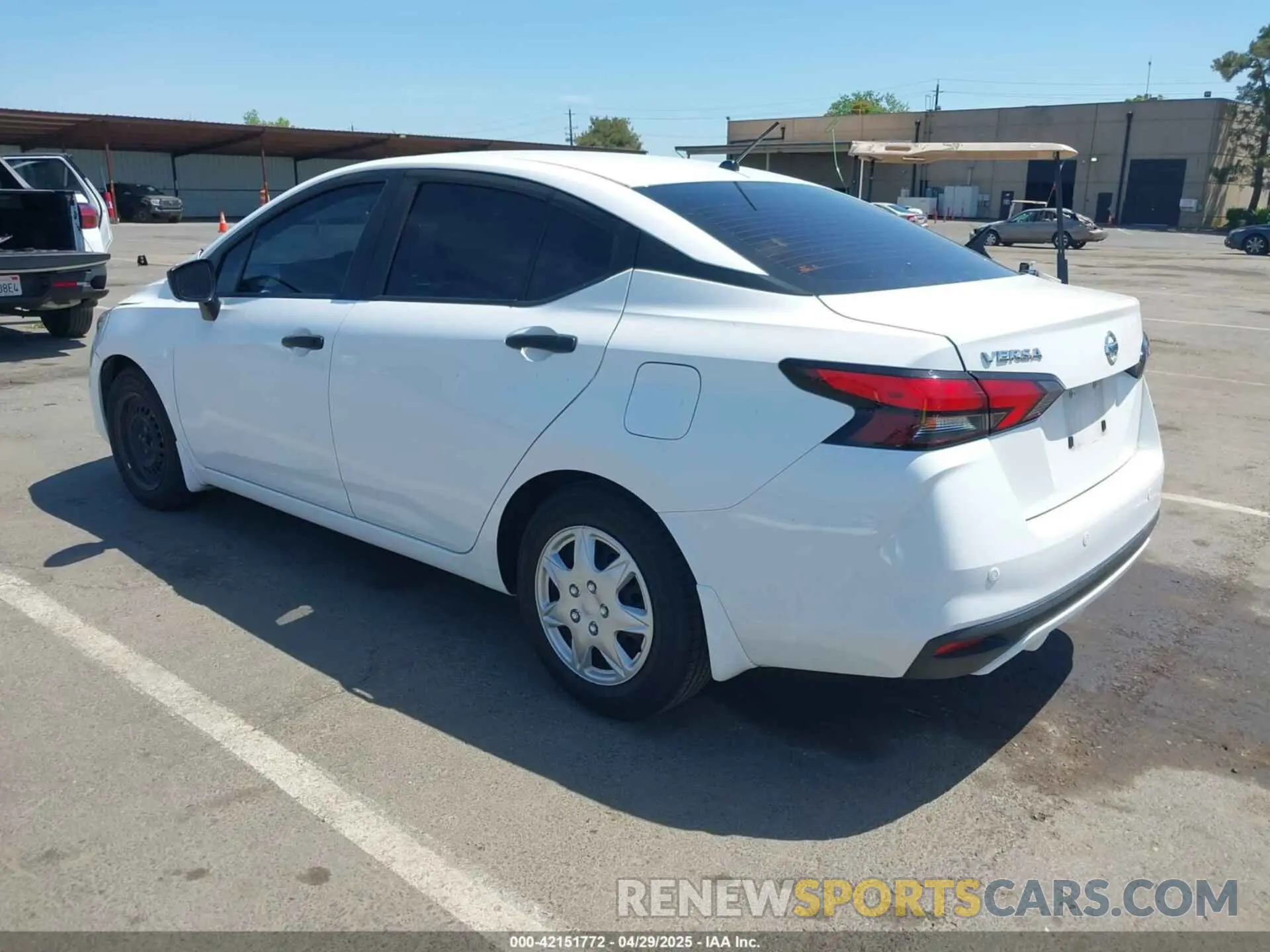 3 Photograph of a damaged car 3N1CN8DV8LL917992 NISSAN VERSA 2020