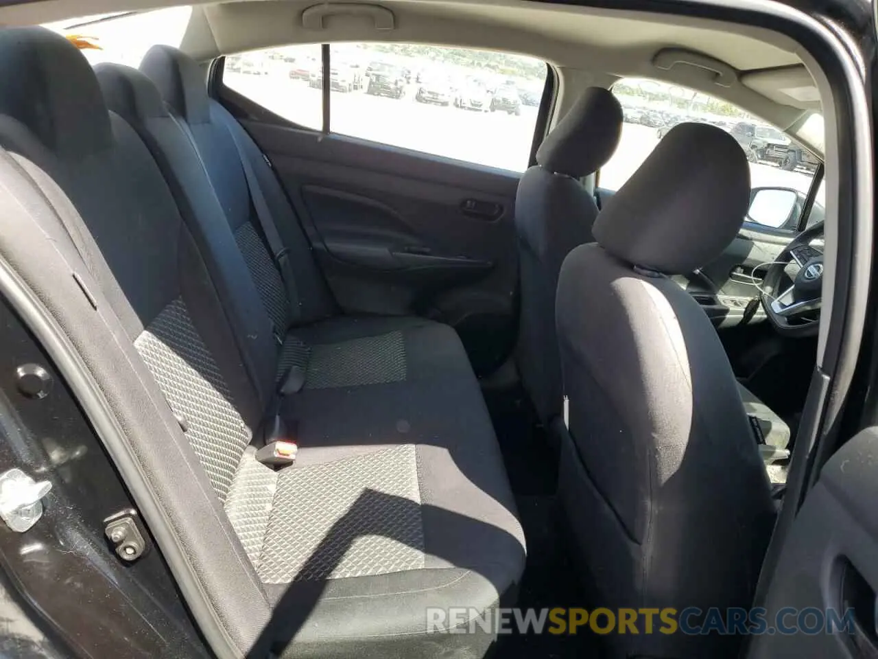 10 Photograph of a damaged car 3N1CN8DV9LL870648 NISSAN VERSA 2020