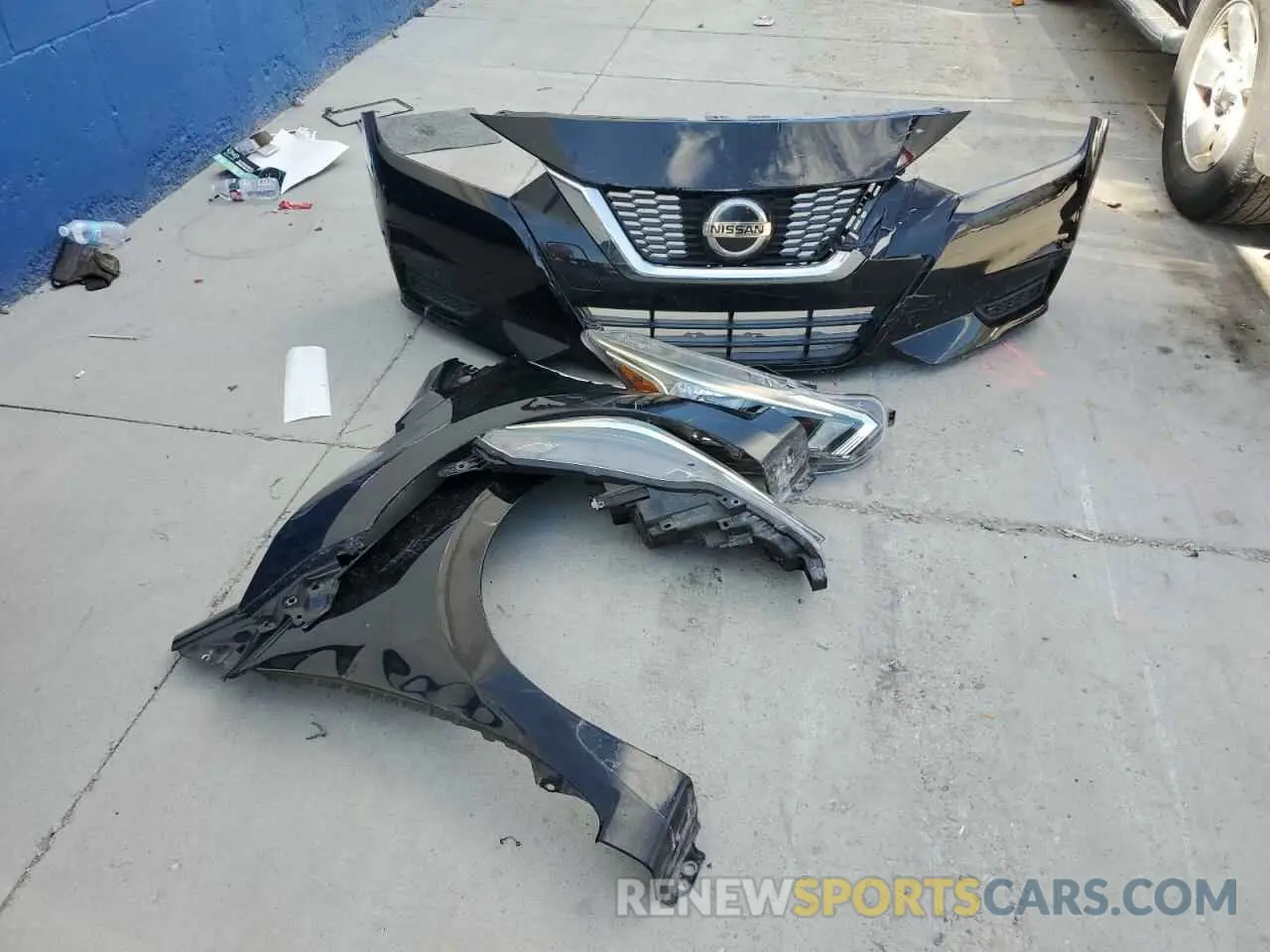 12 Photograph of a damaged car 3N1CN8DV9LL870648 NISSAN VERSA 2020