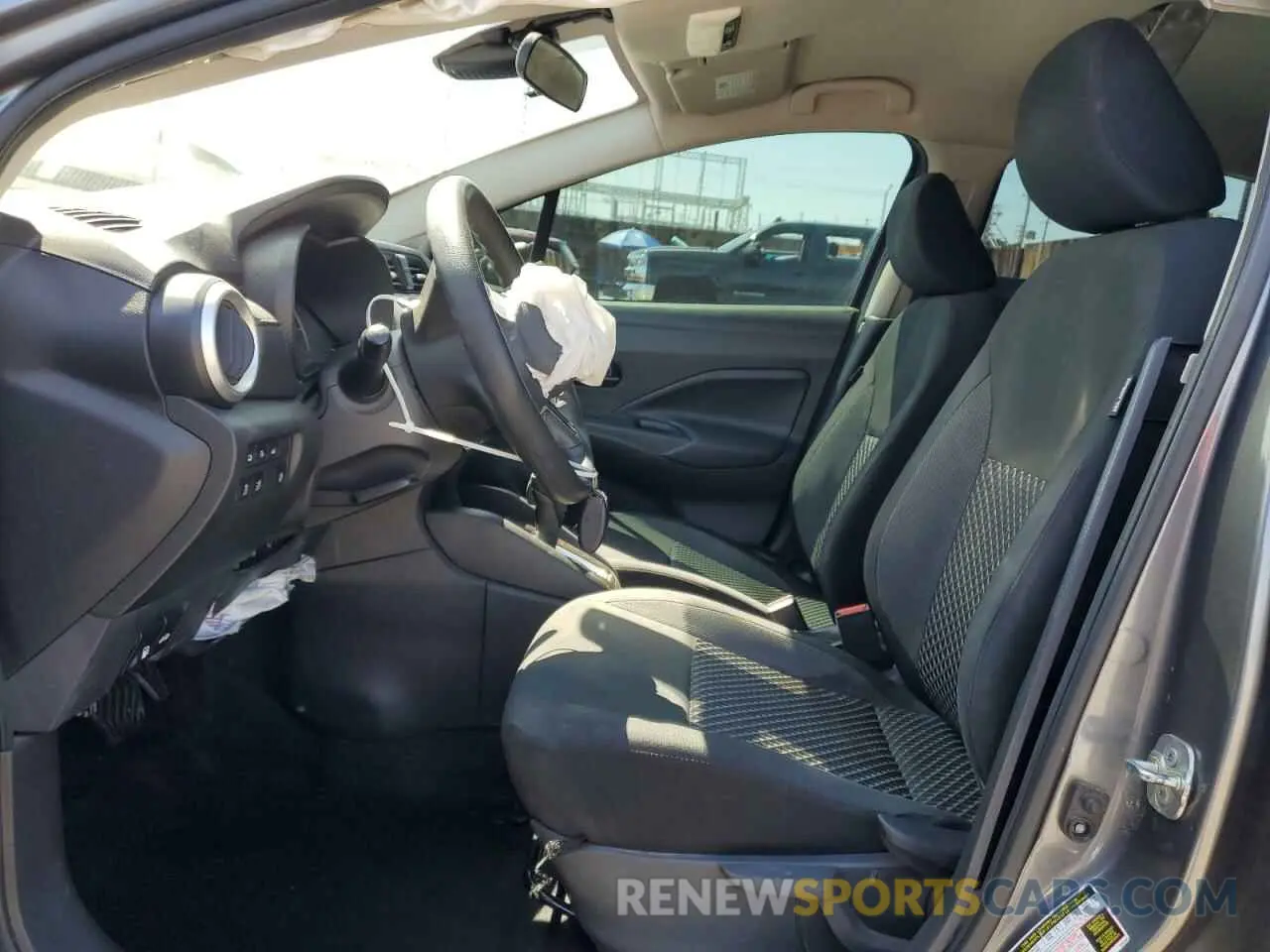 7 Photograph of a damaged car 3N1CN8DV9LL888969 NISSAN VERSA 2020
