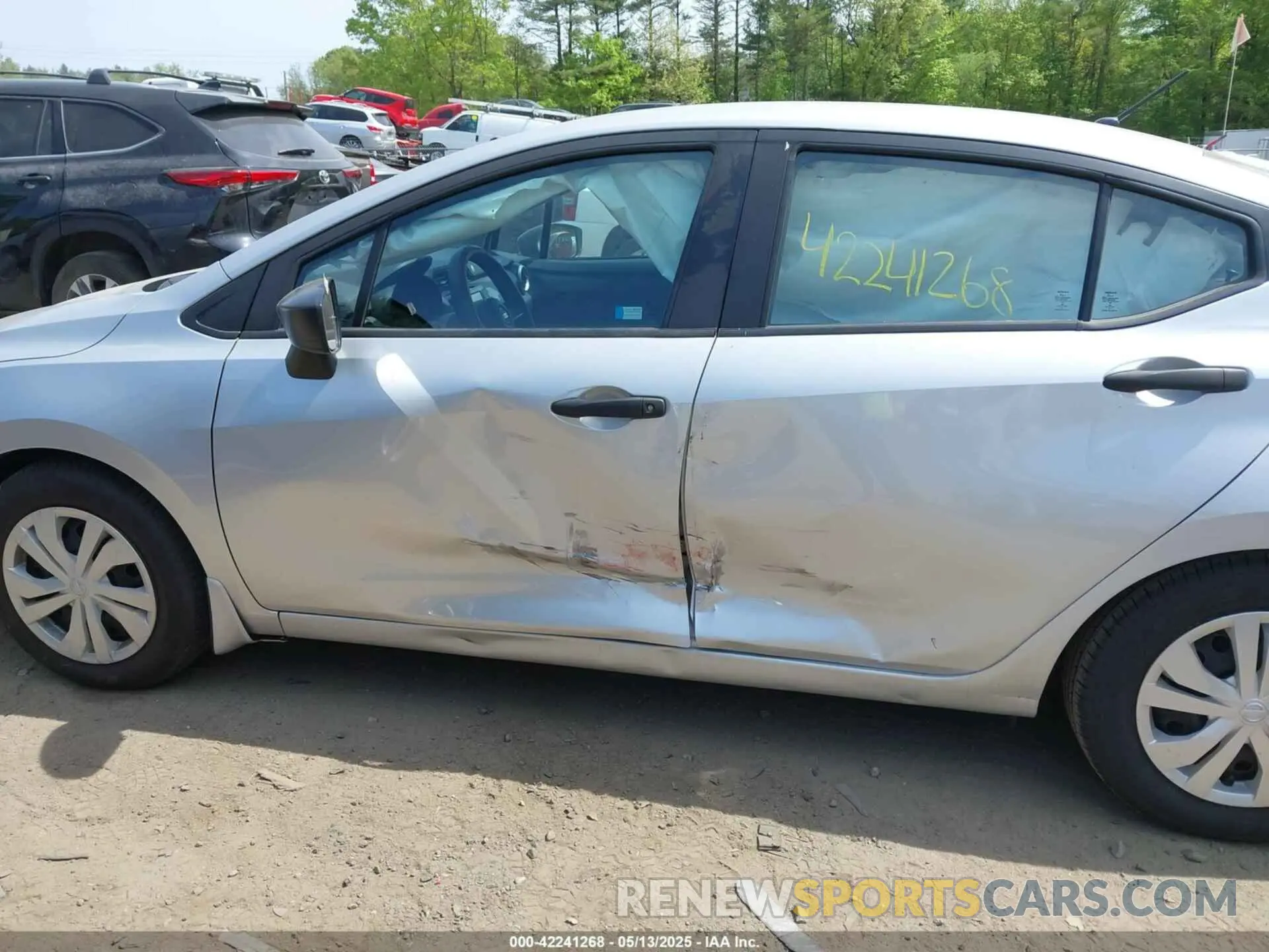 6 Photograph of a damaged car 3N1CN8DV9LL911781 NISSAN VERSA 2020