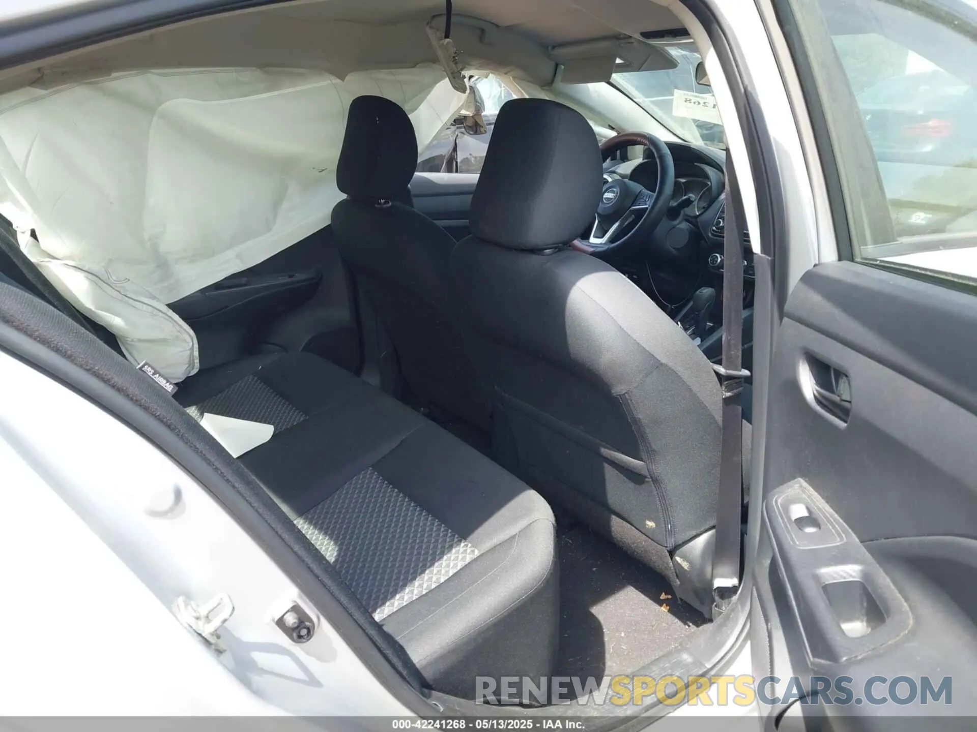 8 Photograph of a damaged car 3N1CN8DV9LL911781 NISSAN VERSA 2020