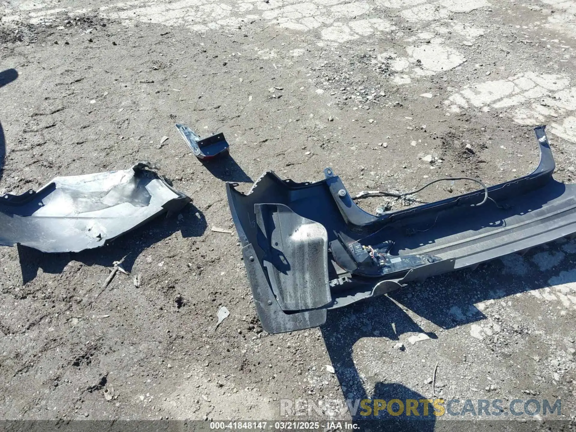 12 Photograph of a damaged car 3N1CN8DVXLL803721 NISSAN VERSA 2020