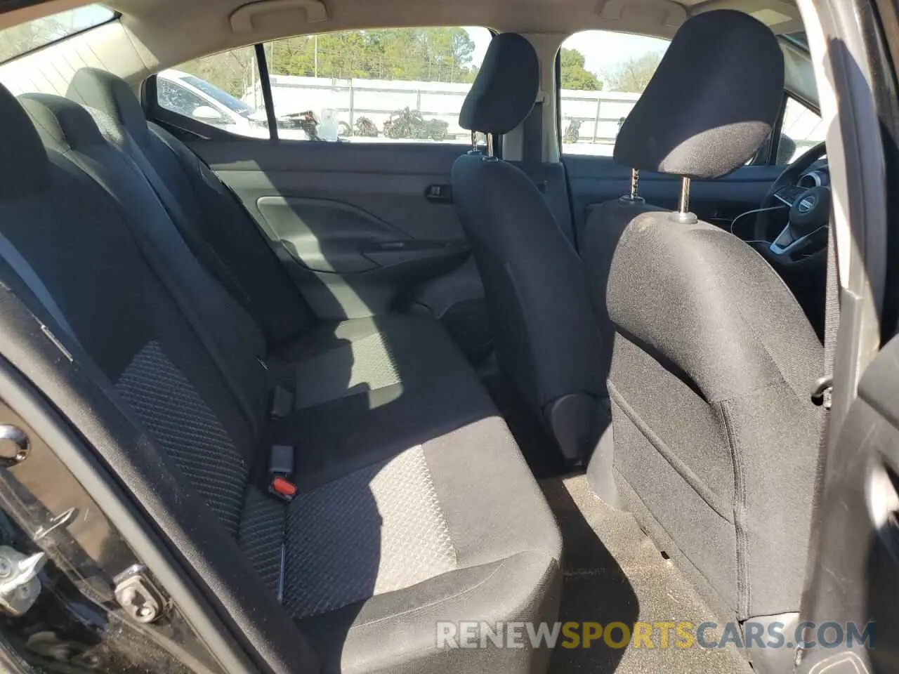11 Photograph of a damaged car 3N1CN8DVXLL841787 NISSAN VERSA 2020