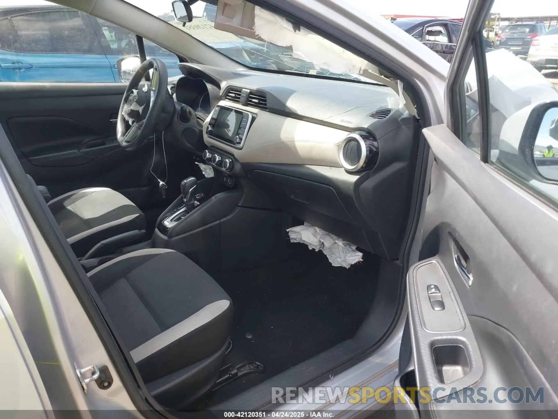 5 Photograph of a damaged car 3N1CN8EV0LL849444 NISSAN VERSA 2020
