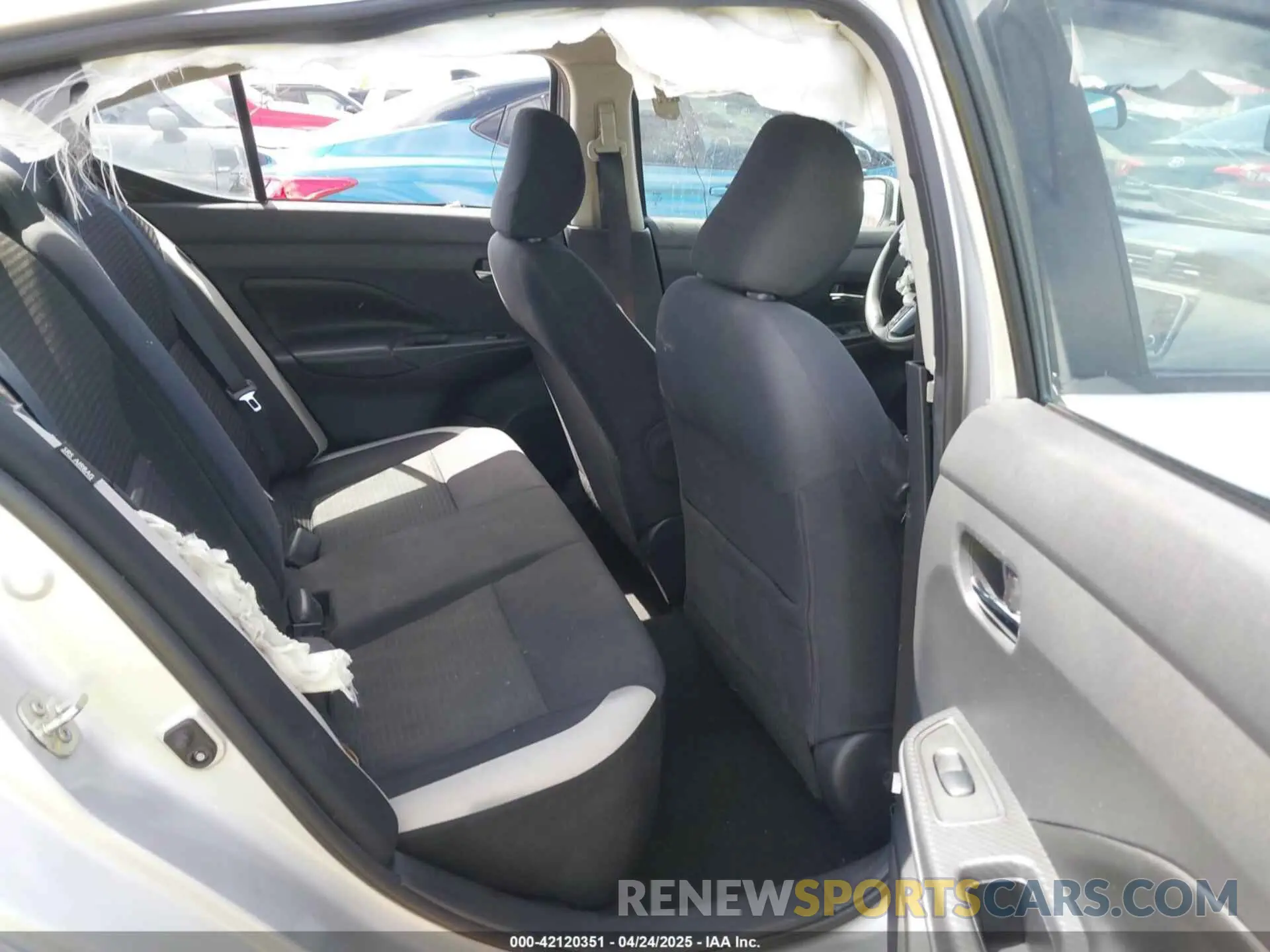 8 Photograph of a damaged car 3N1CN8EV0LL849444 NISSAN VERSA 2020