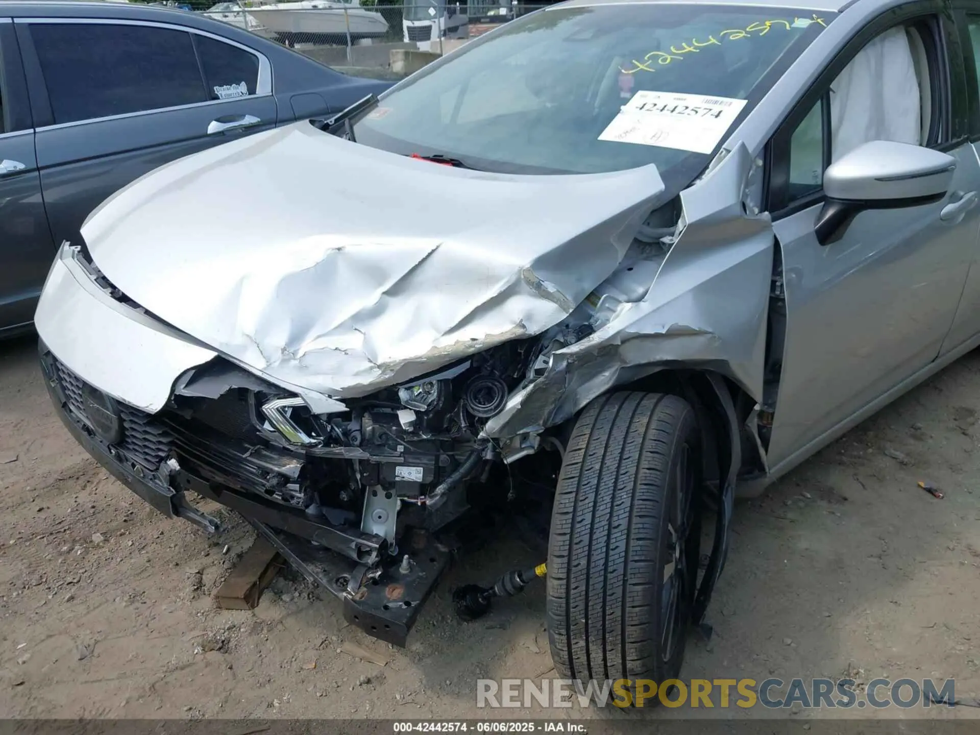 6 Photograph of a damaged car 3N1CN8EV0LL863571 NISSAN VERSA 2020