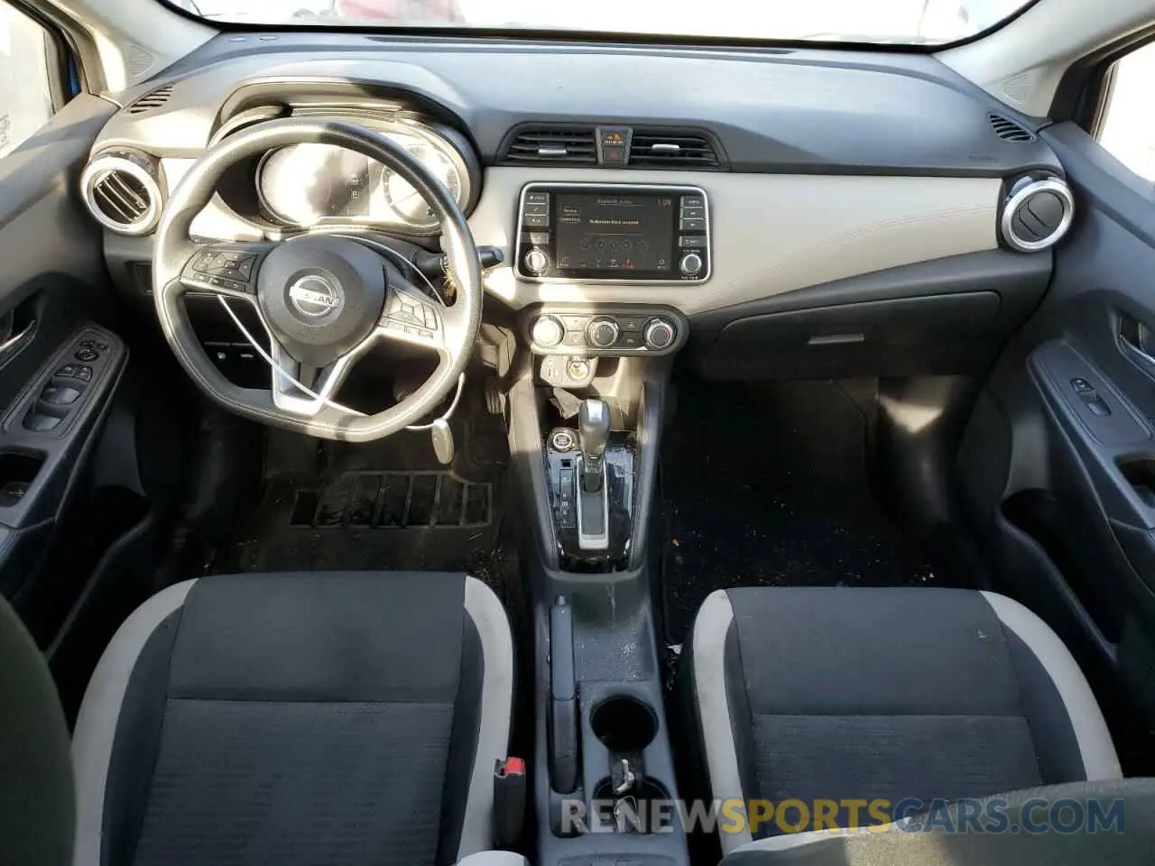 8 Photograph of a damaged car 3N1CN8EV0LL883500 NISSAN VERSA 2020