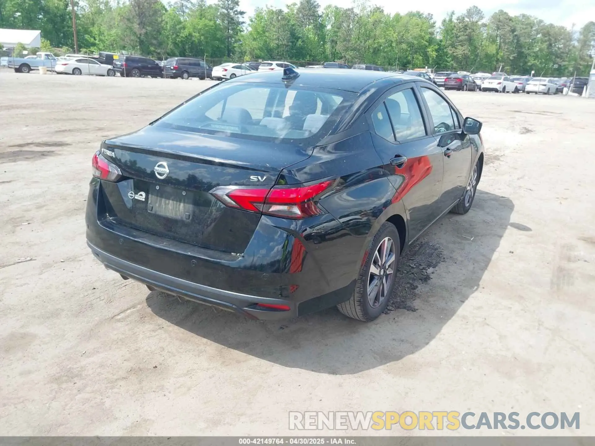 4 Photograph of a damaged car 3N1CN8EV1LL855799 NISSAN VERSA 2020
