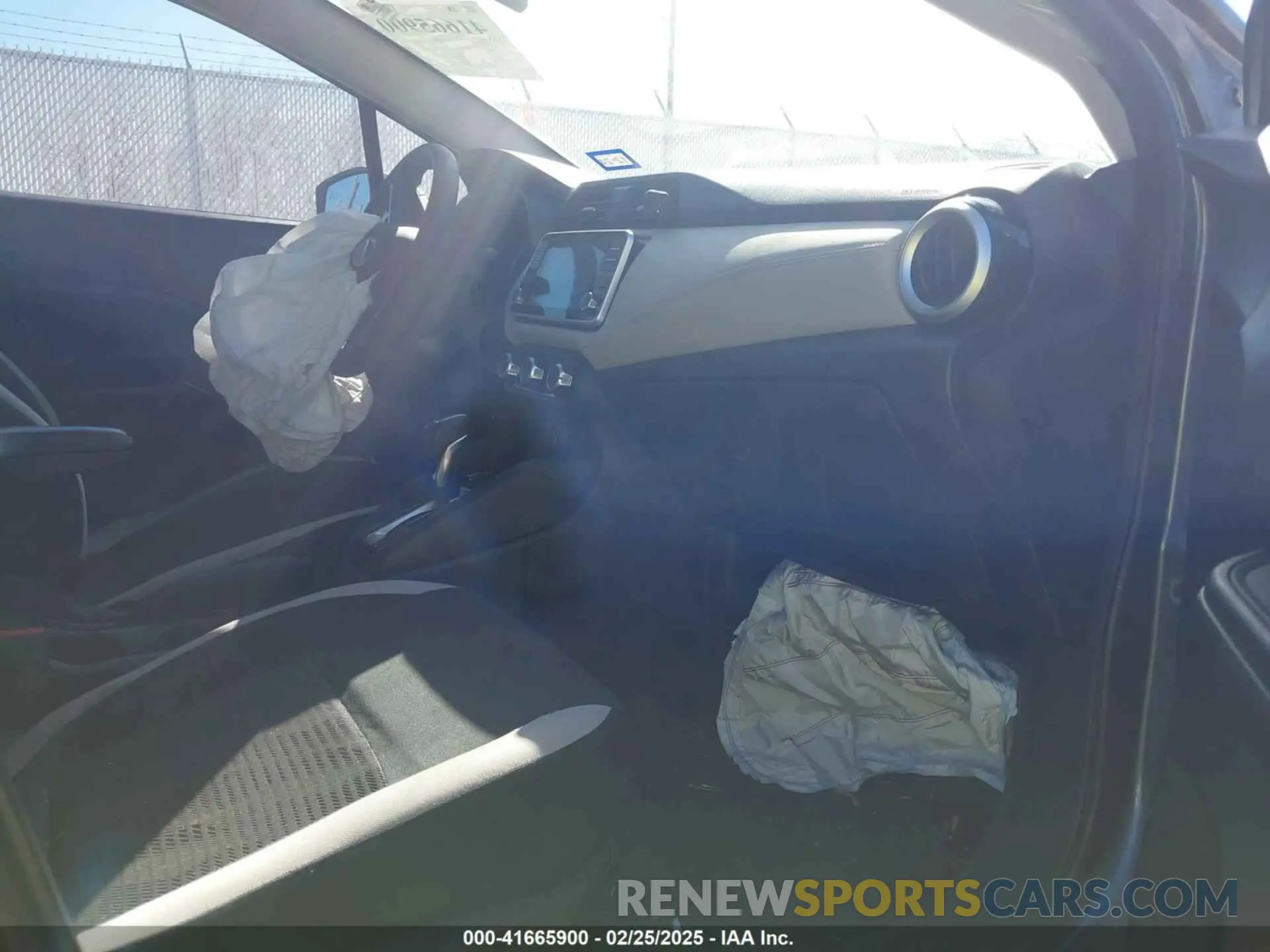 5 Photograph of a damaged car 3N1CN8EV1LL864647 NISSAN VERSA 2020